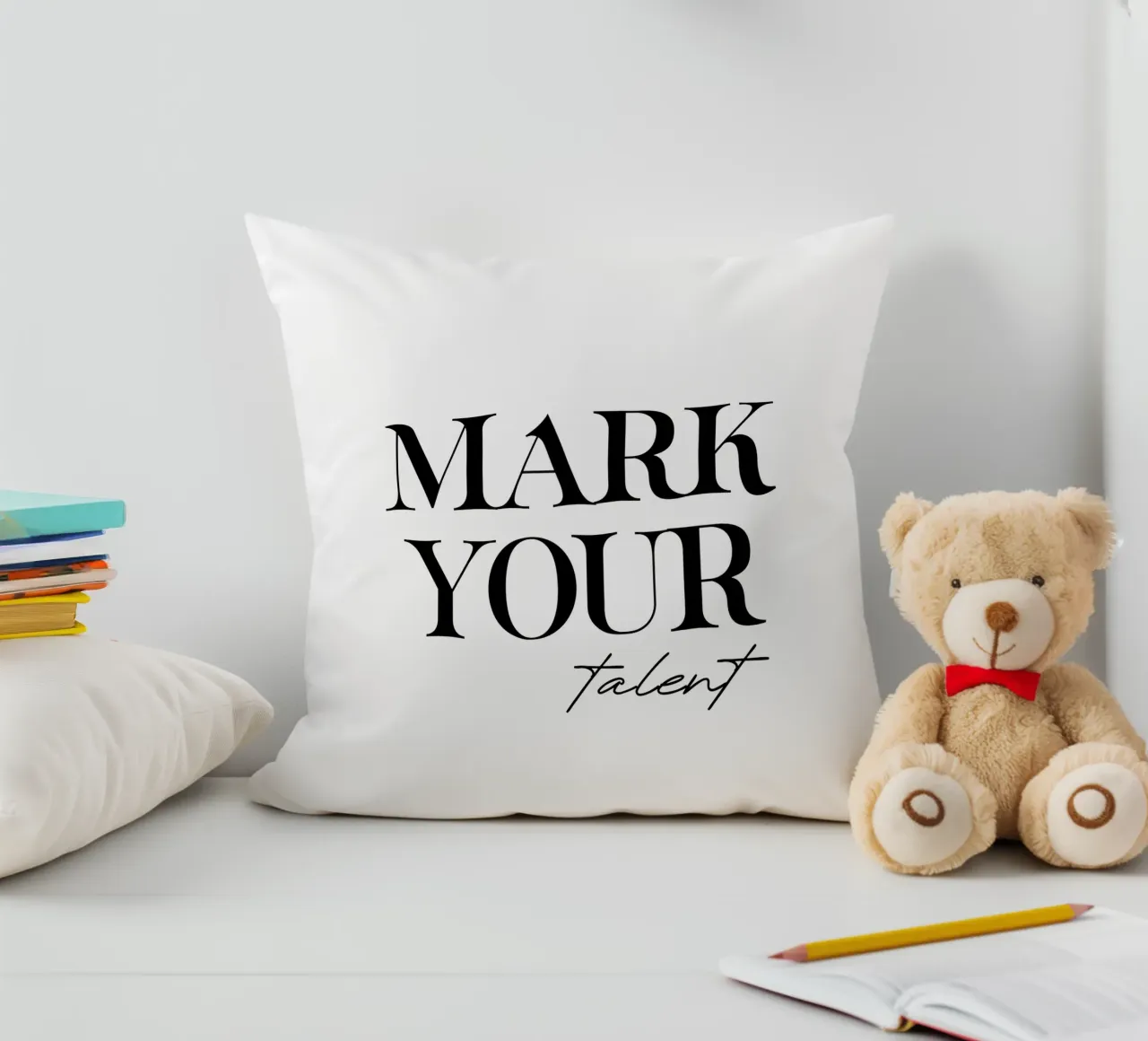 Segnate il vostro talento Modernamente minimalista cuscino da YV TYPOGRAPHY