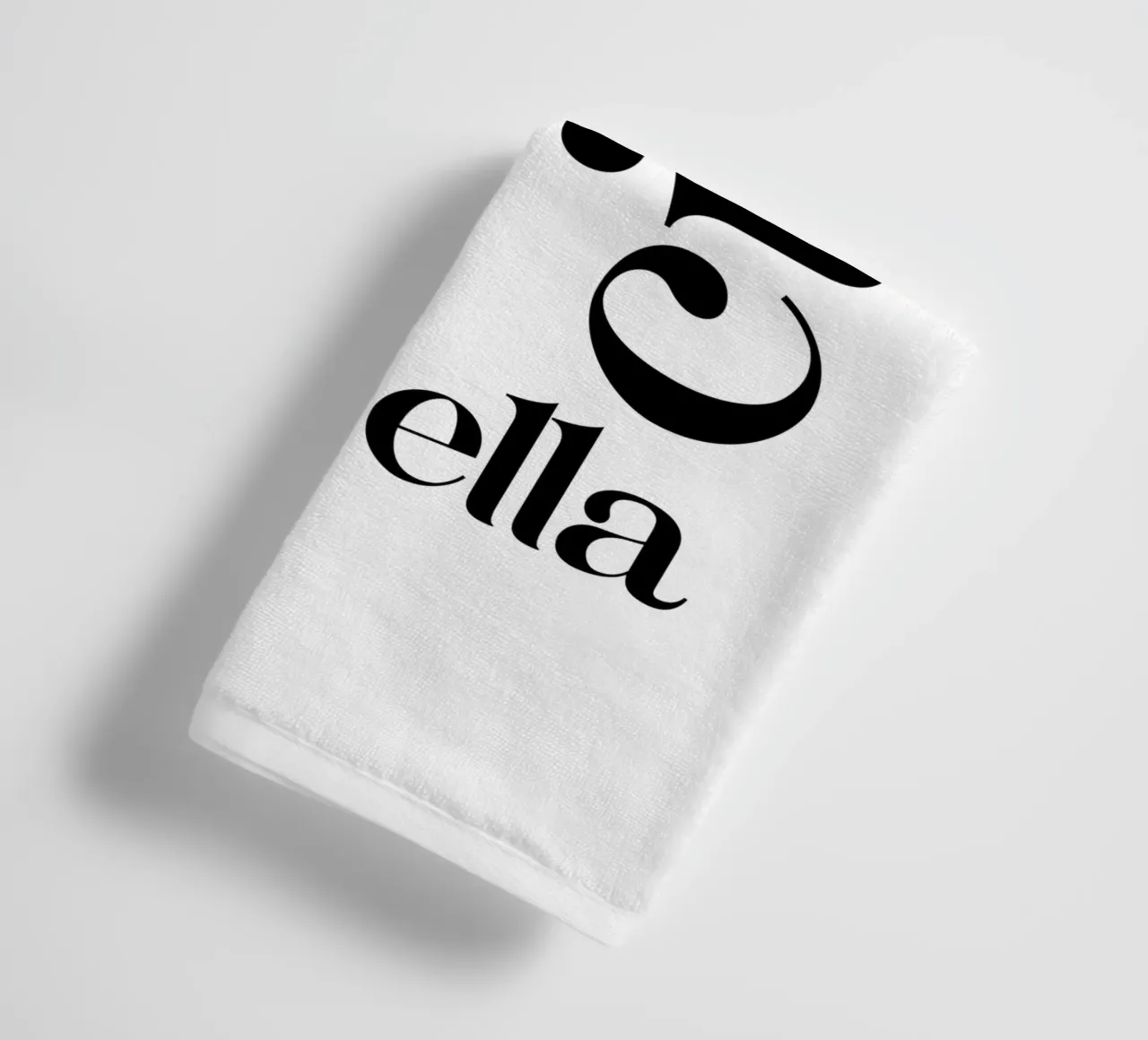 Bella Ciao Typographie simple, moderne et minimaliste serviette de bain de YV TYPOGRAPHY