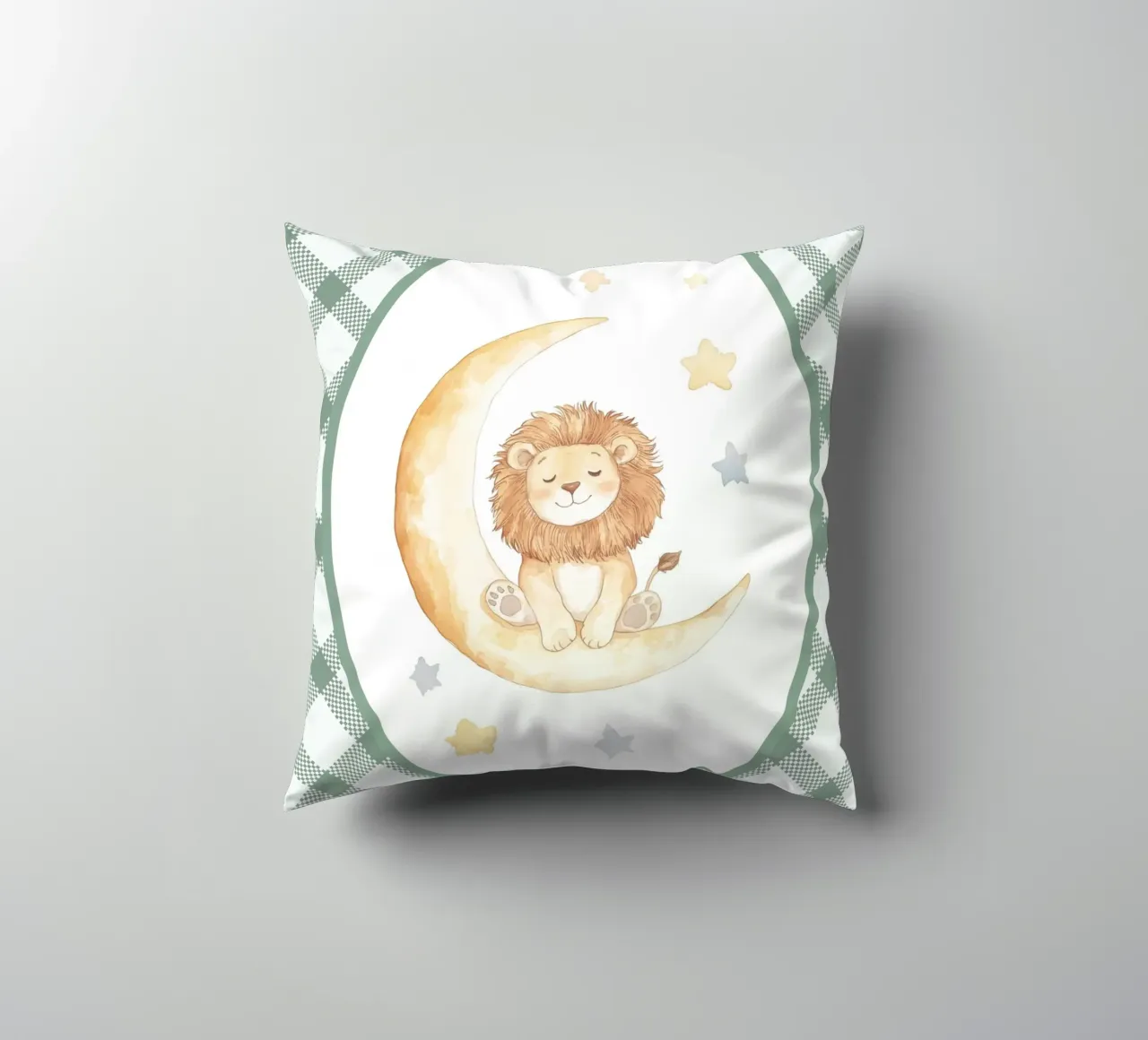 Leone che dorme sulla luna gialla cuscino da Jungle Joy Art