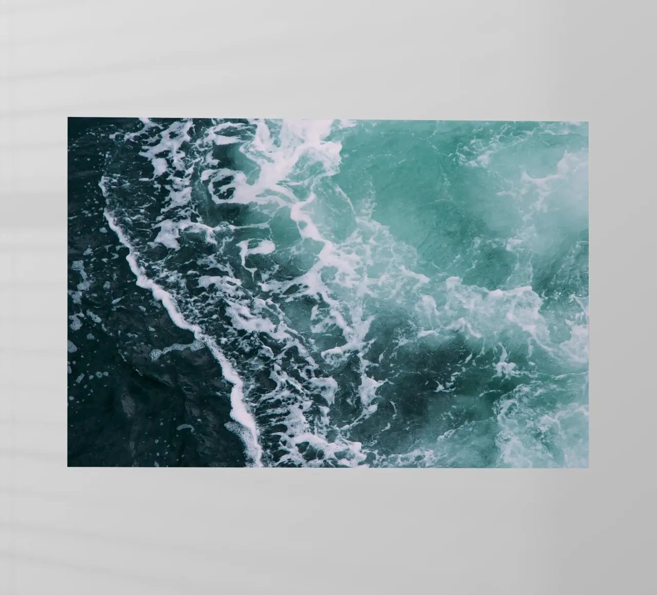 Onde dell'oceano pellicola backlit da susea