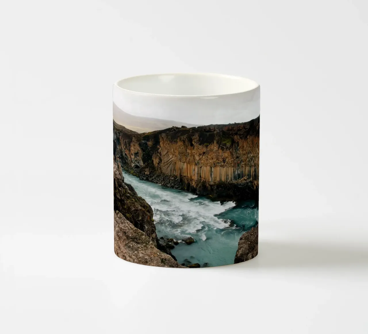 Landscape at Aldeyjarfoss on Iceland tazza in ceramica da susea