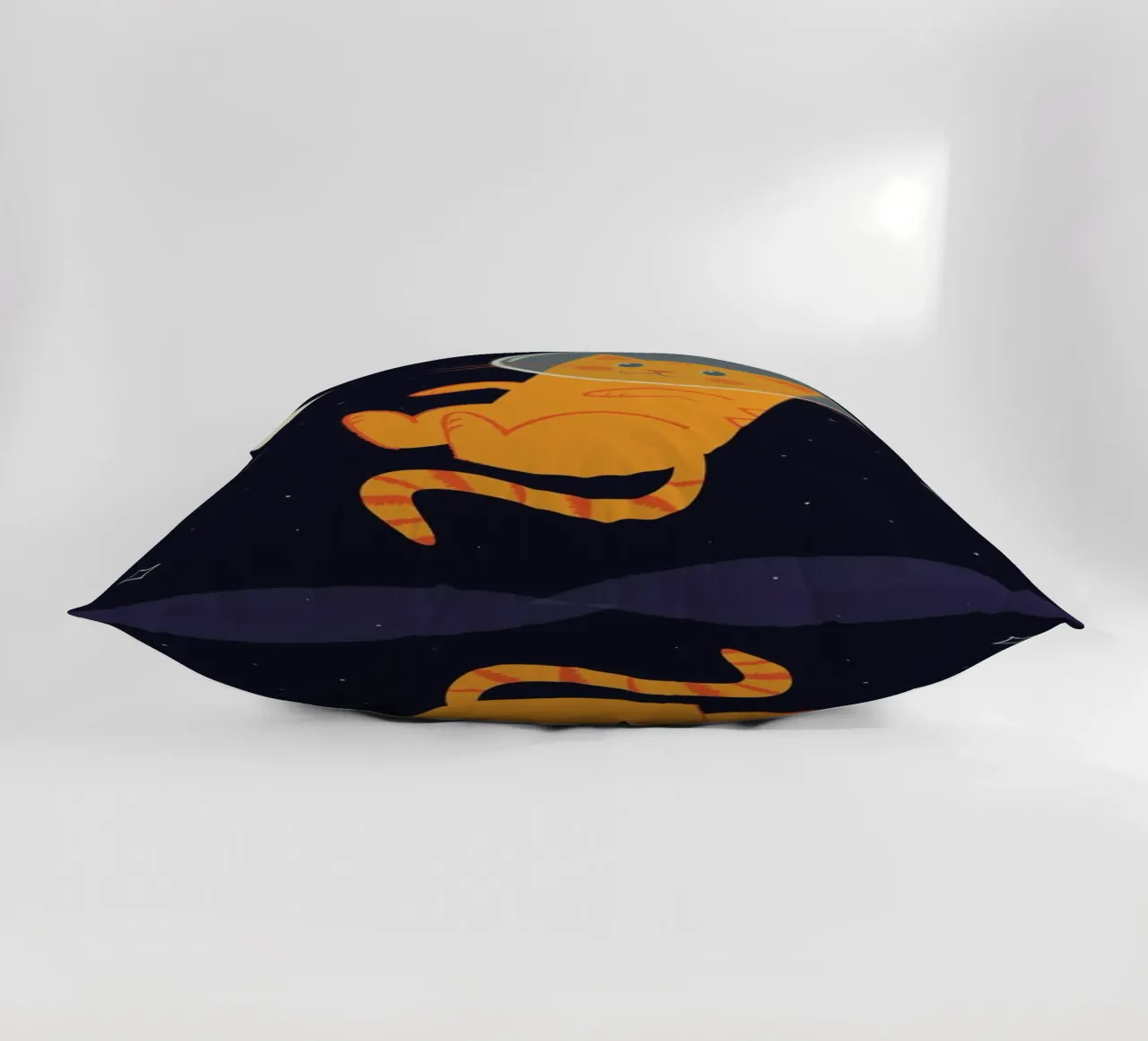 Floating Space Cat cuscino da Karin Bijlsma