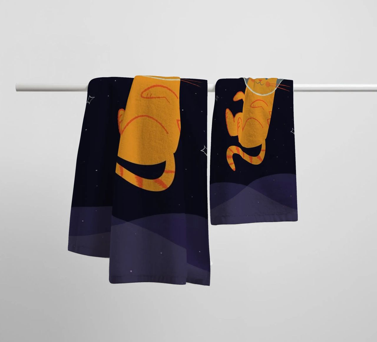 Floating Space Cat asciugamano da bagno da Karin Bijlsma
