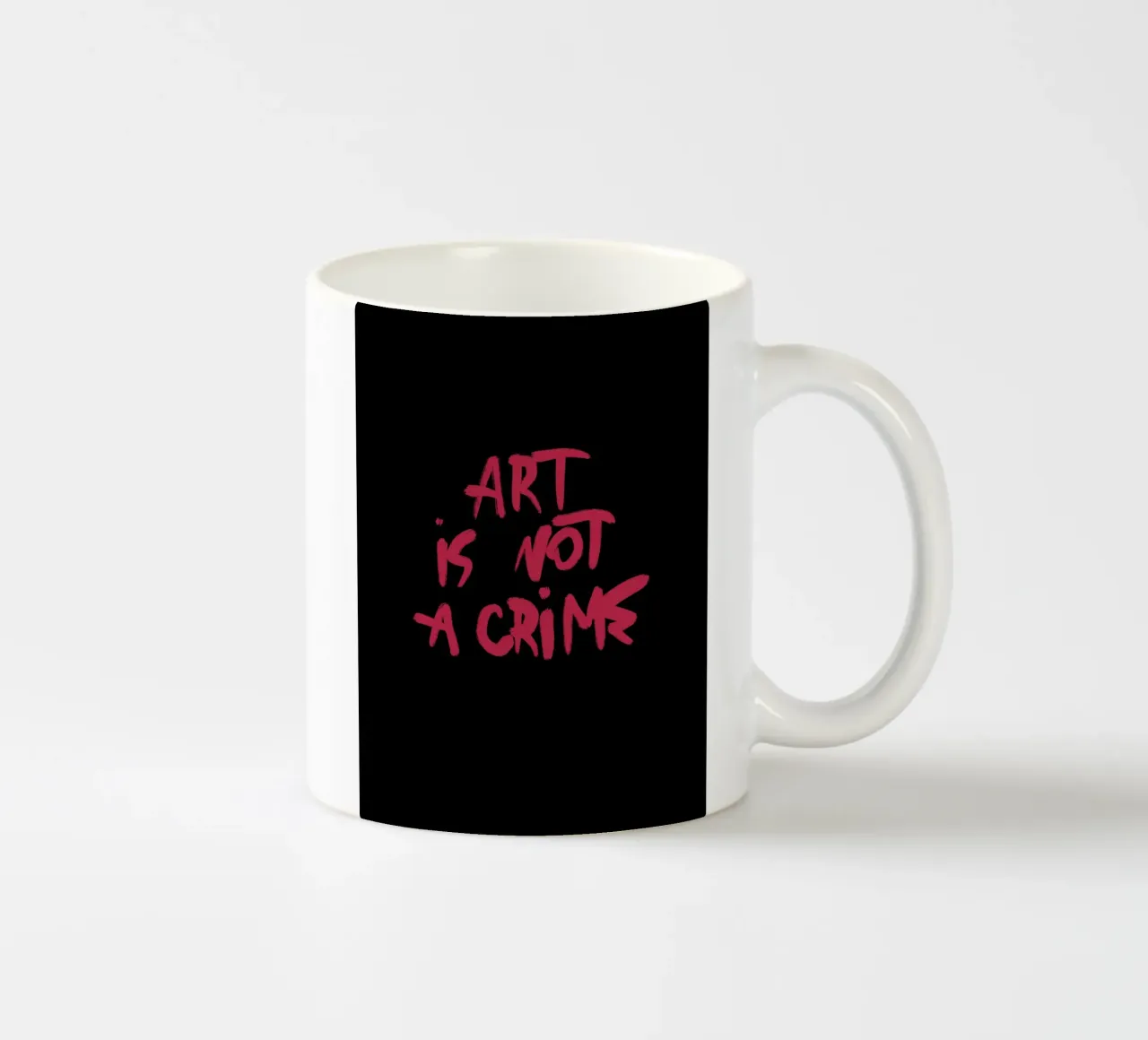 Art Is Not A Crime mug en céramique de treechild