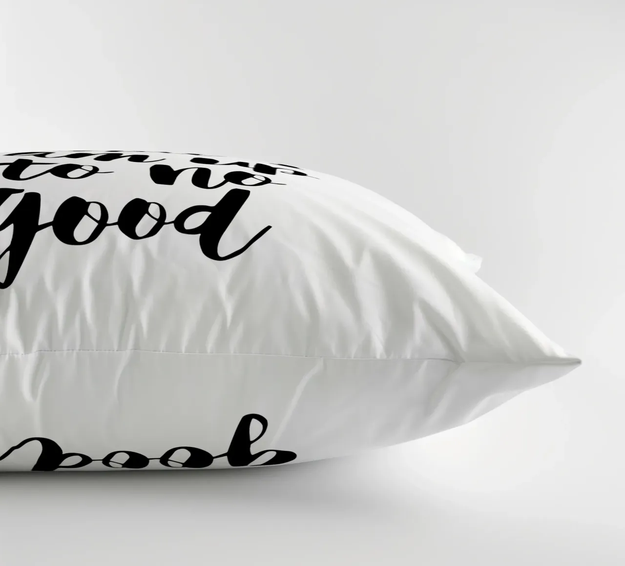 Giuro solennemente che non sto combinando nulla di buono cuscino da THE MOTIVATED TYPE