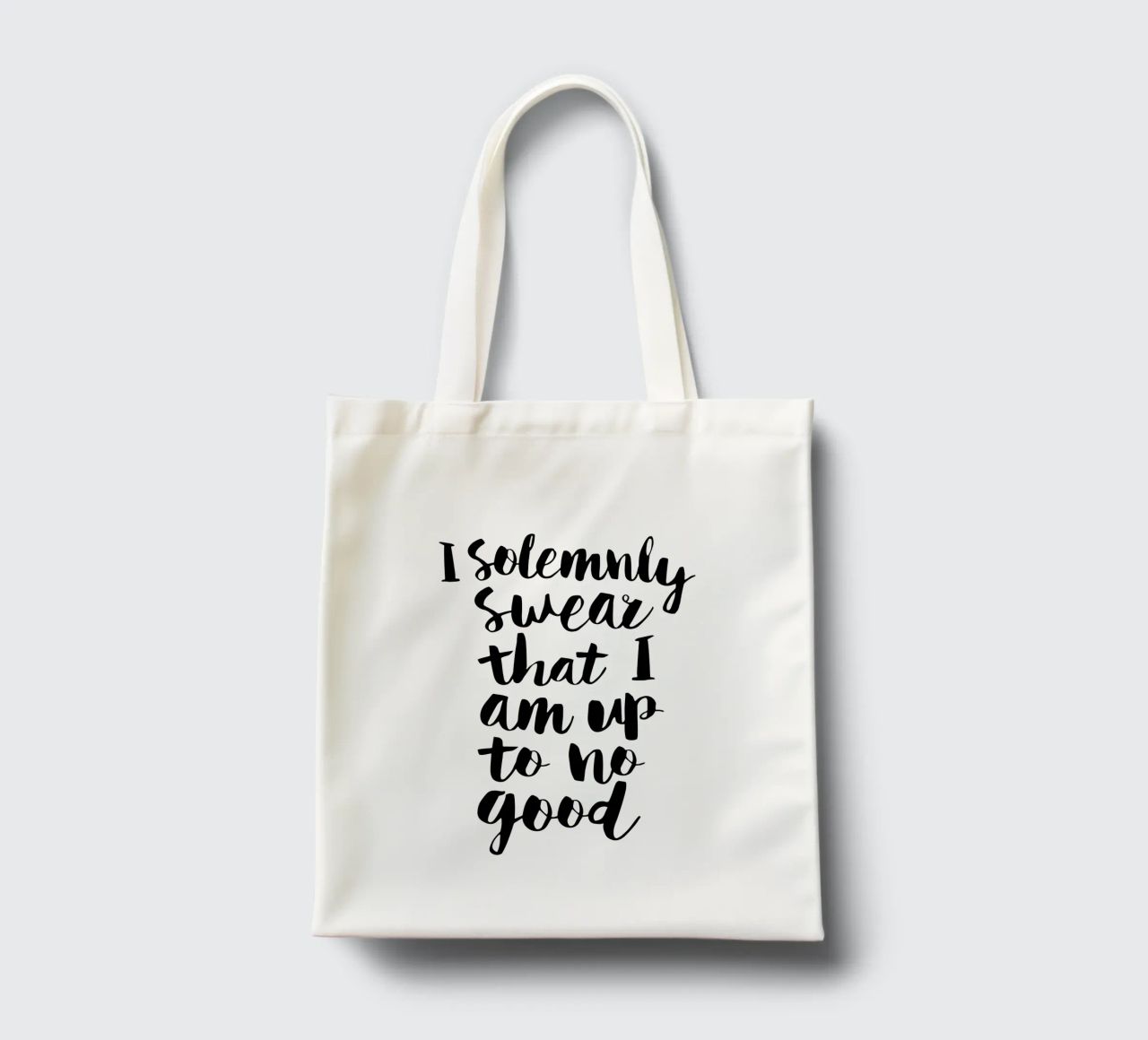 Giuro solennemente che non sto combinando nulla di buono borsa in juta da THE MOTIVATED TYPE