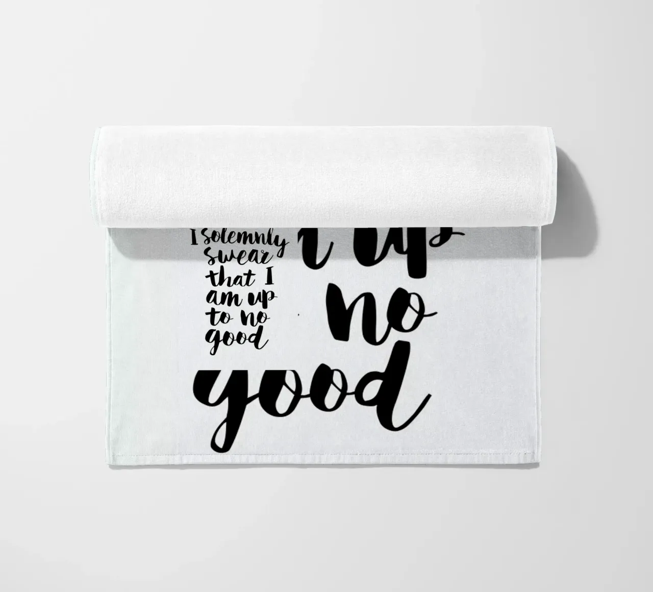 Giuro solennemente che non sto combinando nulla di buono telo mare da THE MOTIVATED TYPE