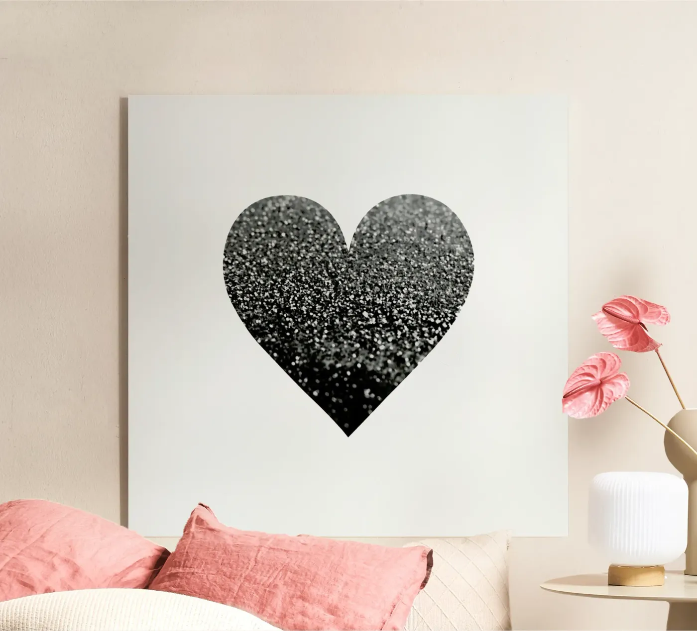 Cuore nero plexiglass da Monika Strigel