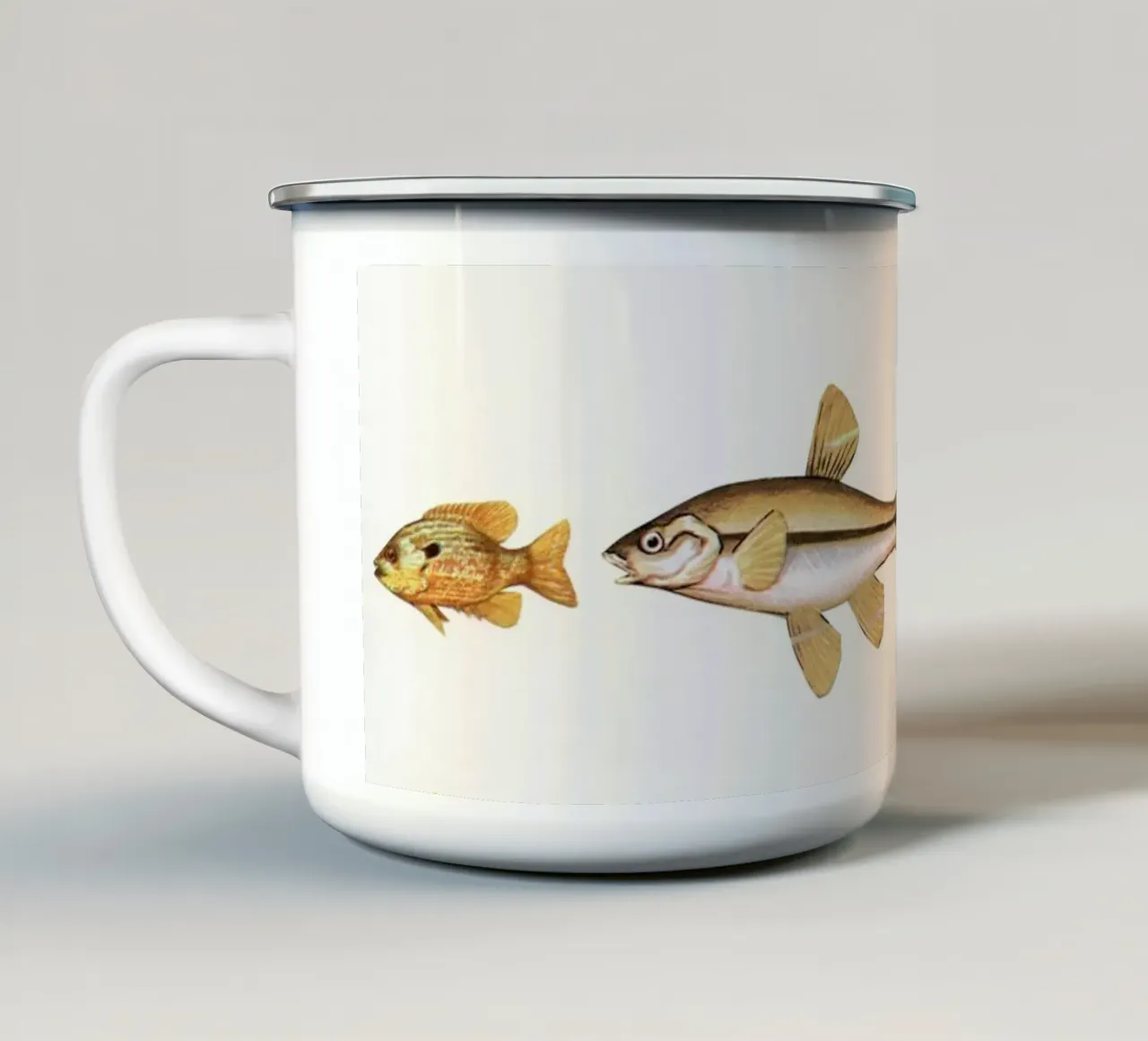 Lenza da pesca tazza in smalto da Cassia Beck Collage