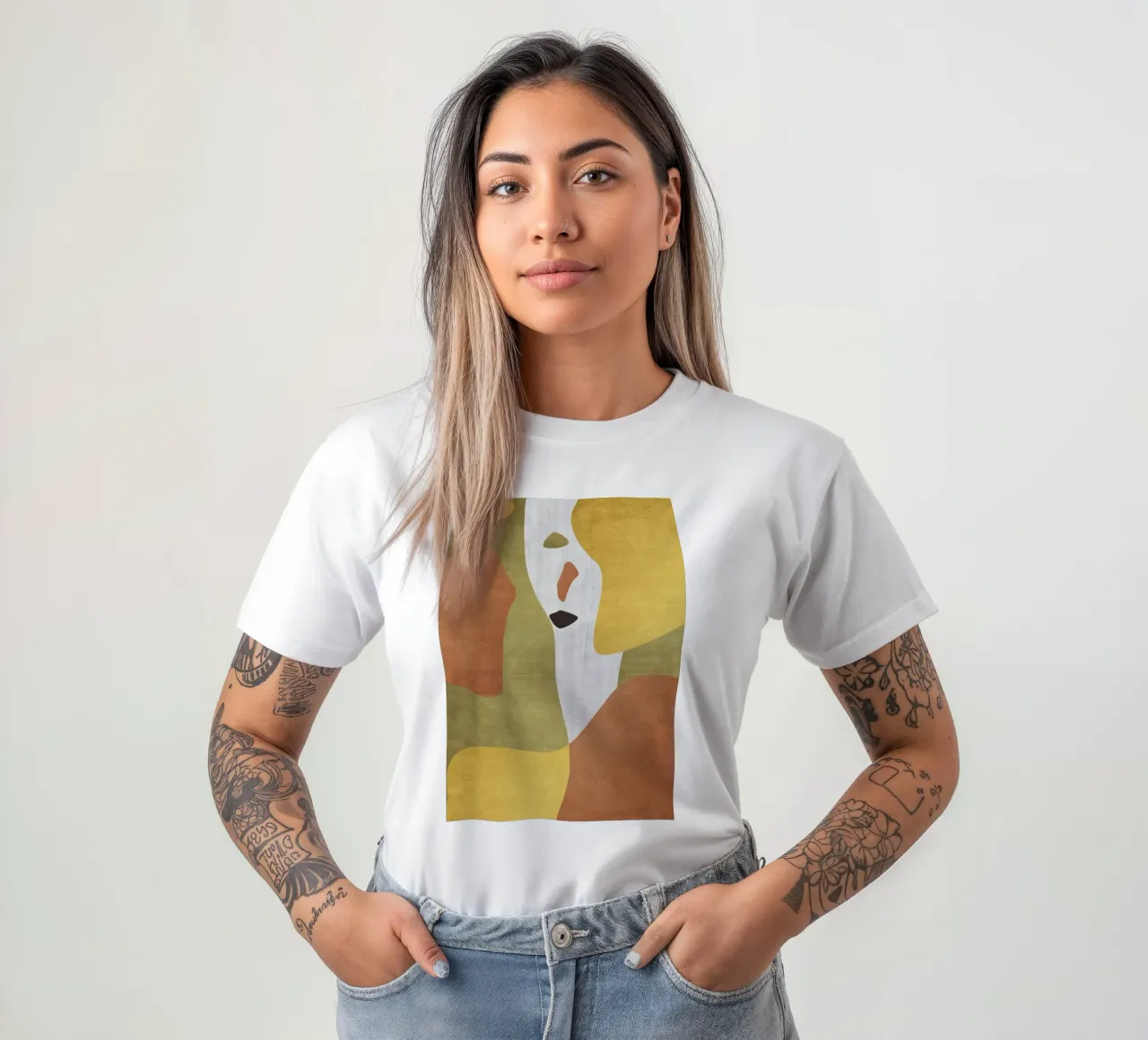 Abstract forms in earthy tones T-Shirt von LisaArtes