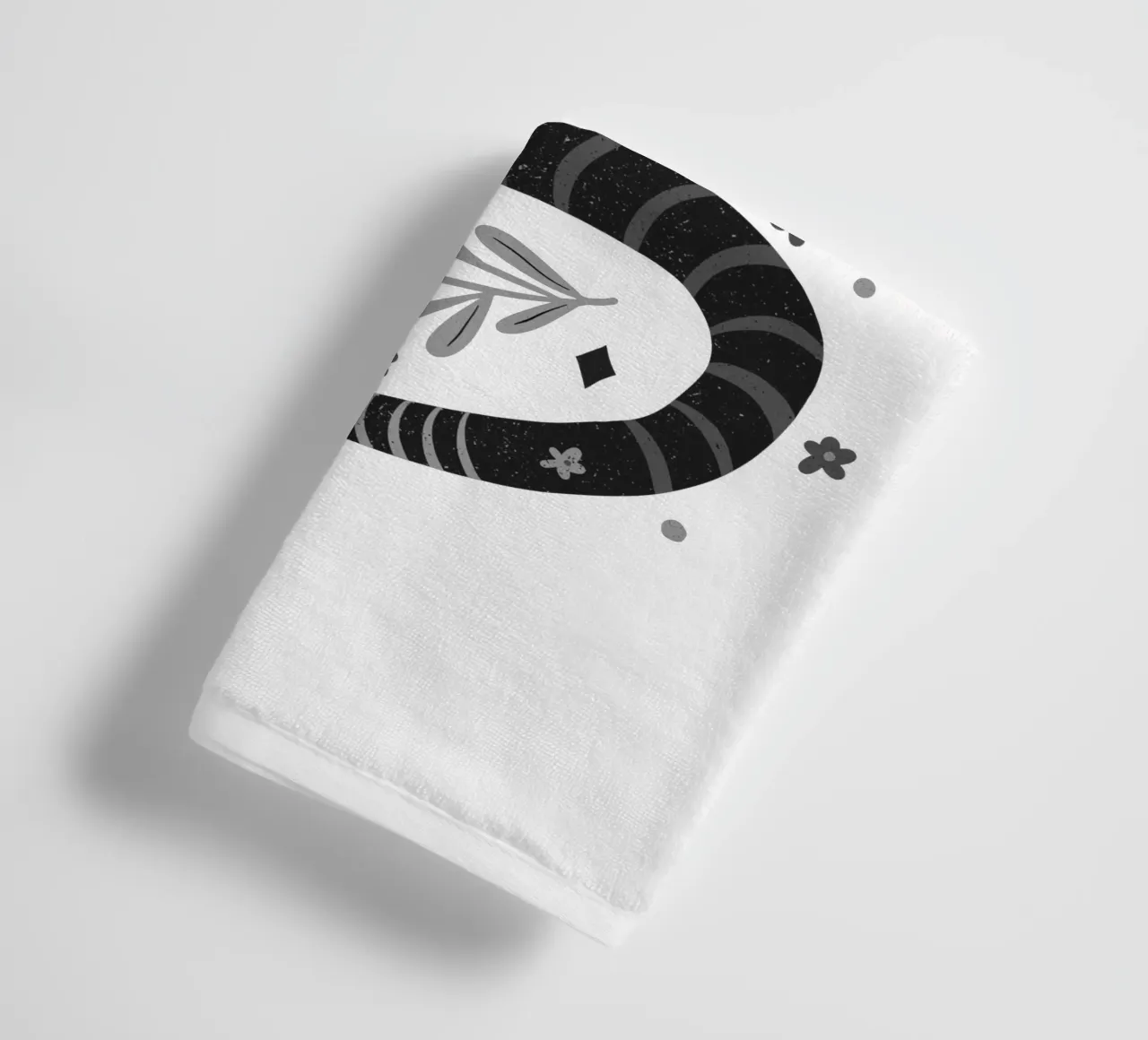 Serpente moderno - bianco e nero asciugamano da bagno da Wackapacka