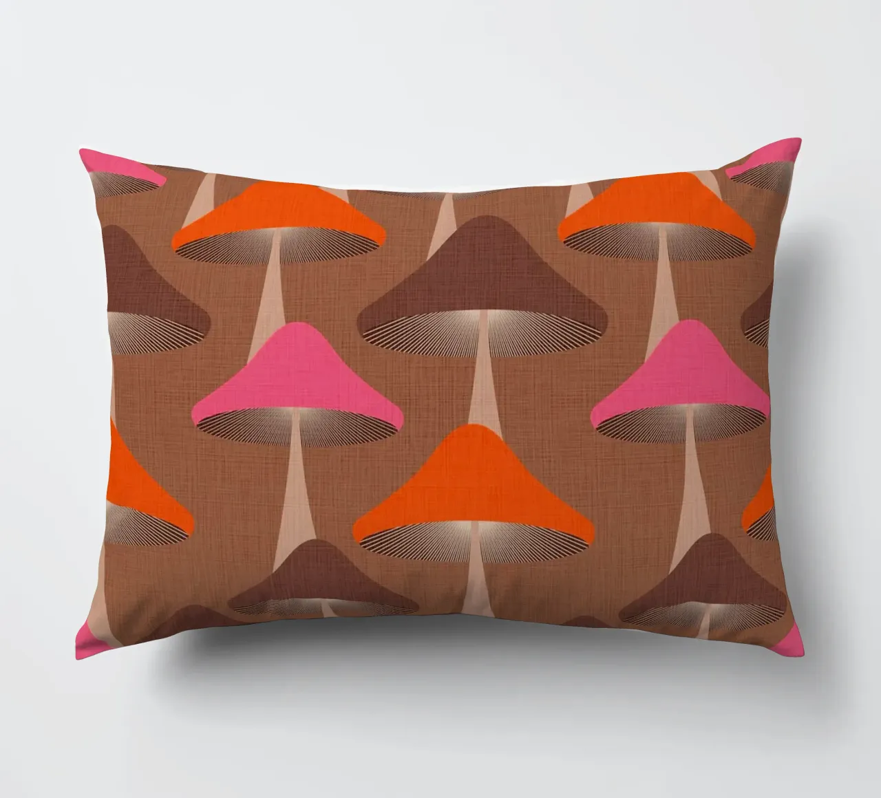 Surreale Mid Mod Fungi Design - Mousse Mocha cuscino da Dominique Vari