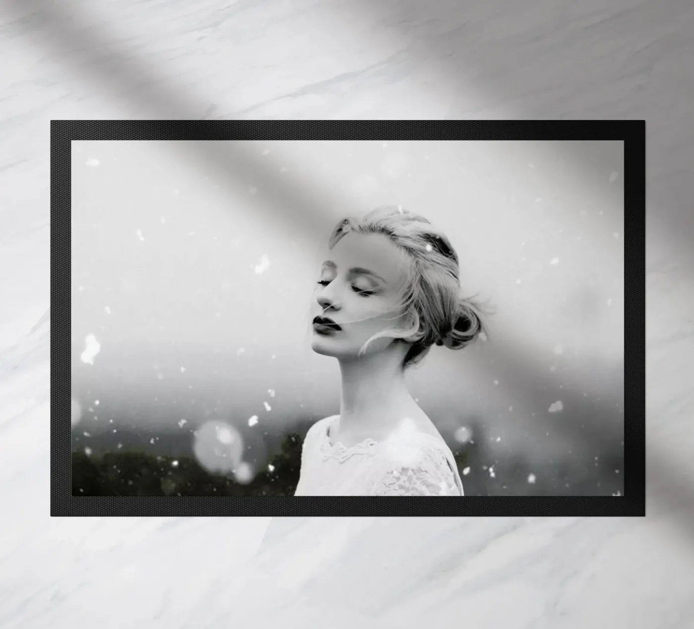 Snowing Fußmatte von Jovana Rikalo