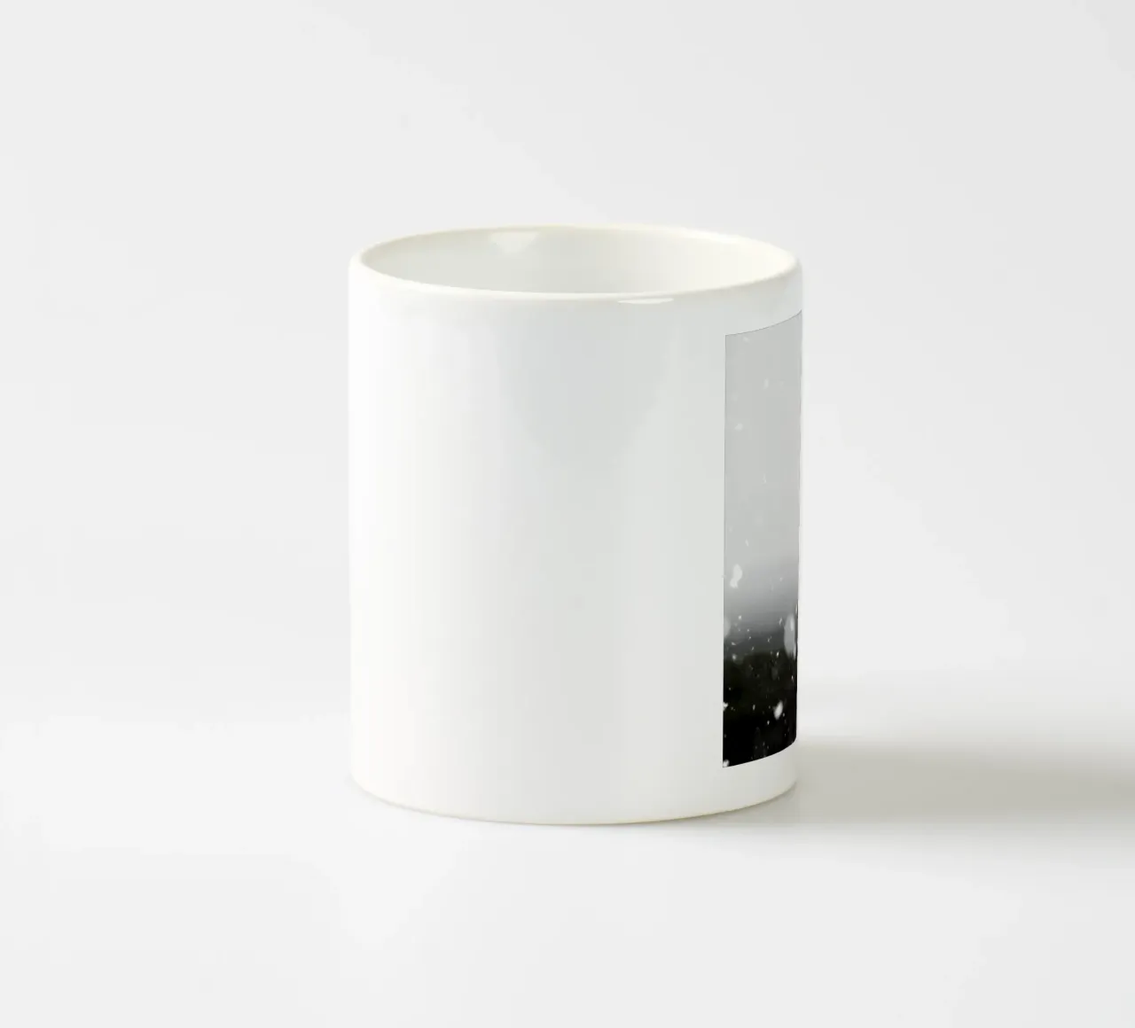 Snowing tazza in ceramica da Jovana Rikalo
