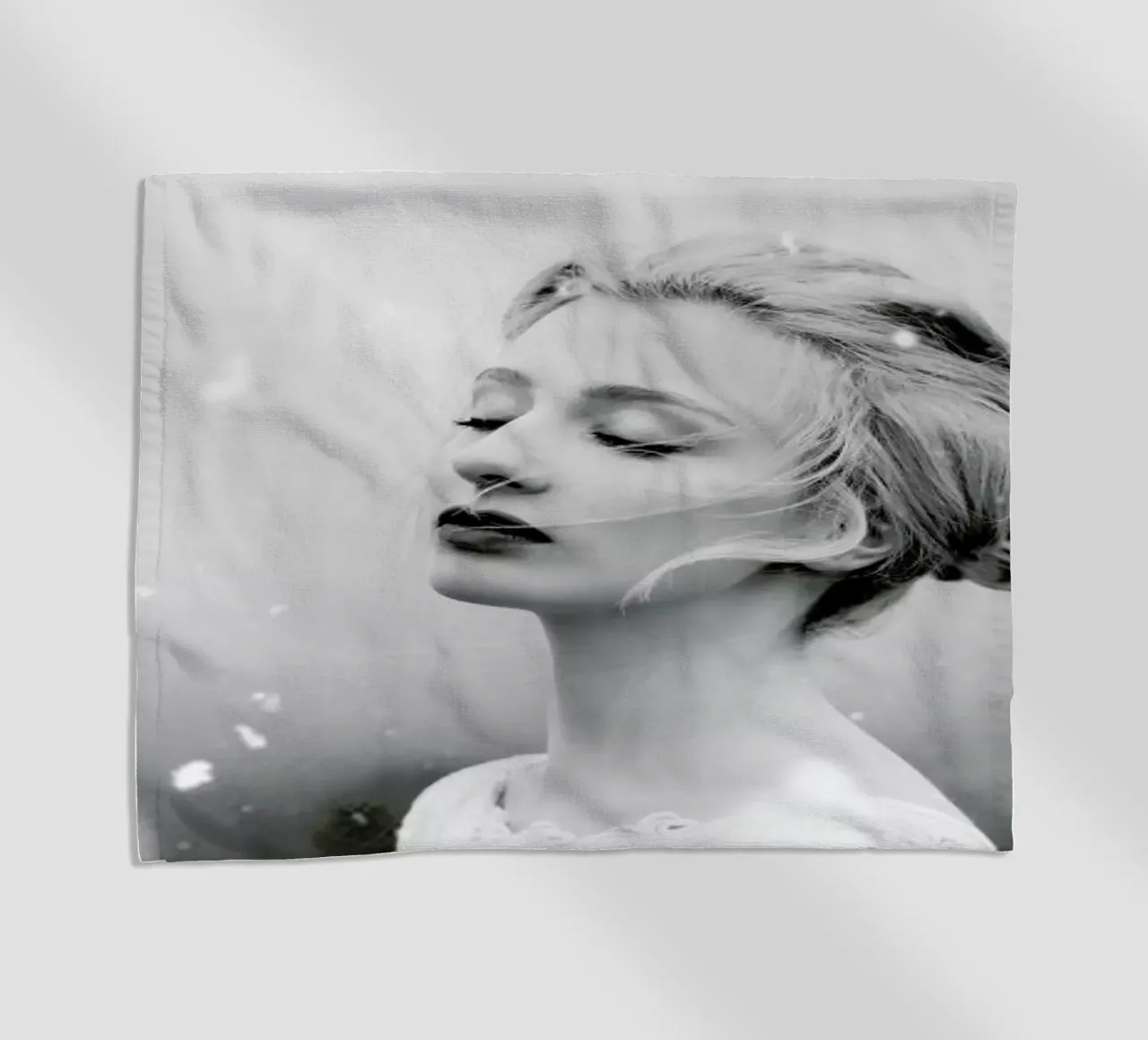 Snowing telo mare da Jovana Rikalo