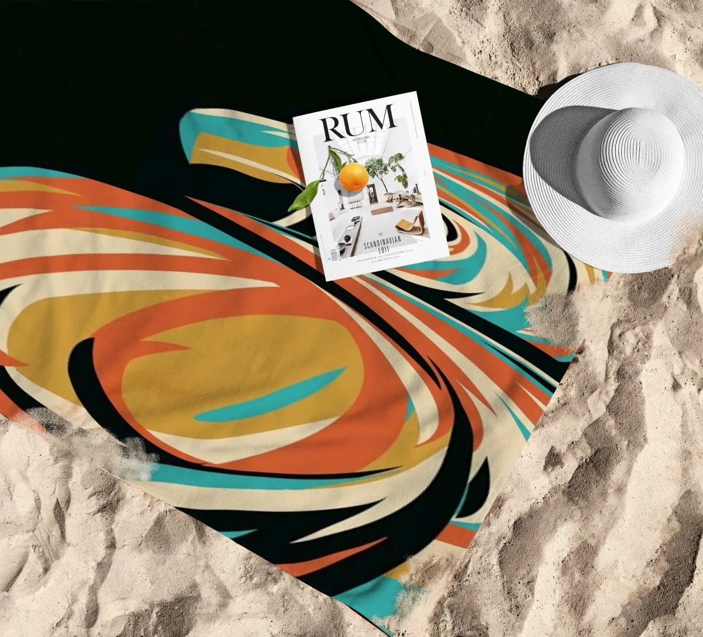 Hawk Strandtuch von Jay Fleck