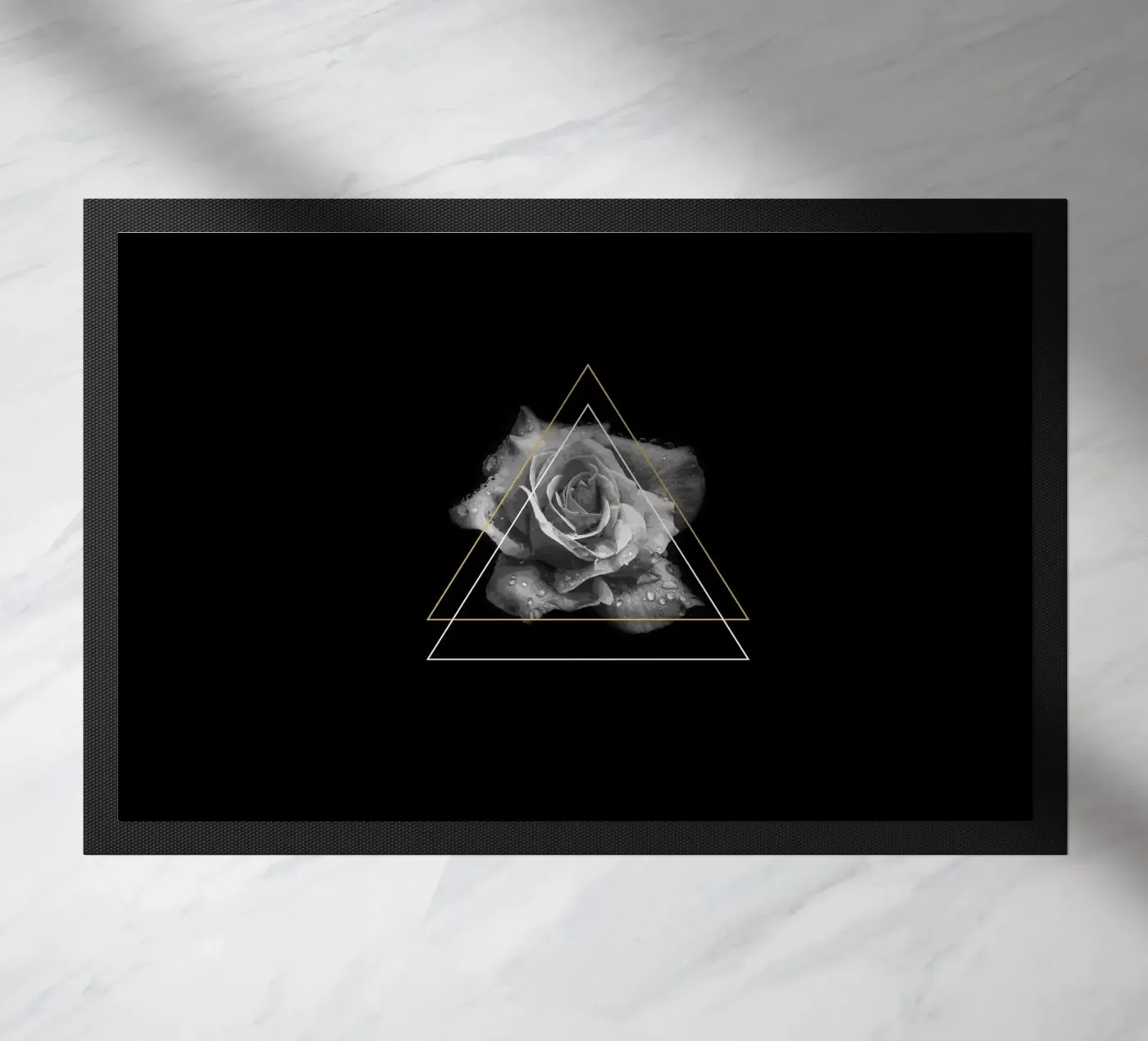 Rose Fußmatte von KHouse Studio