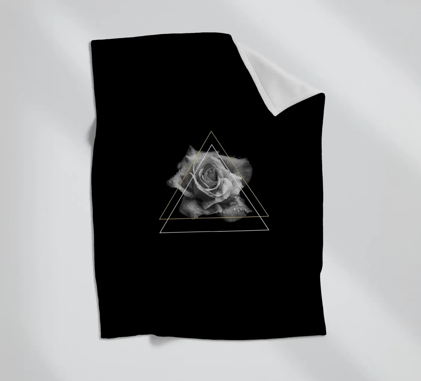 Rose coperta in pile da KHouse Studio