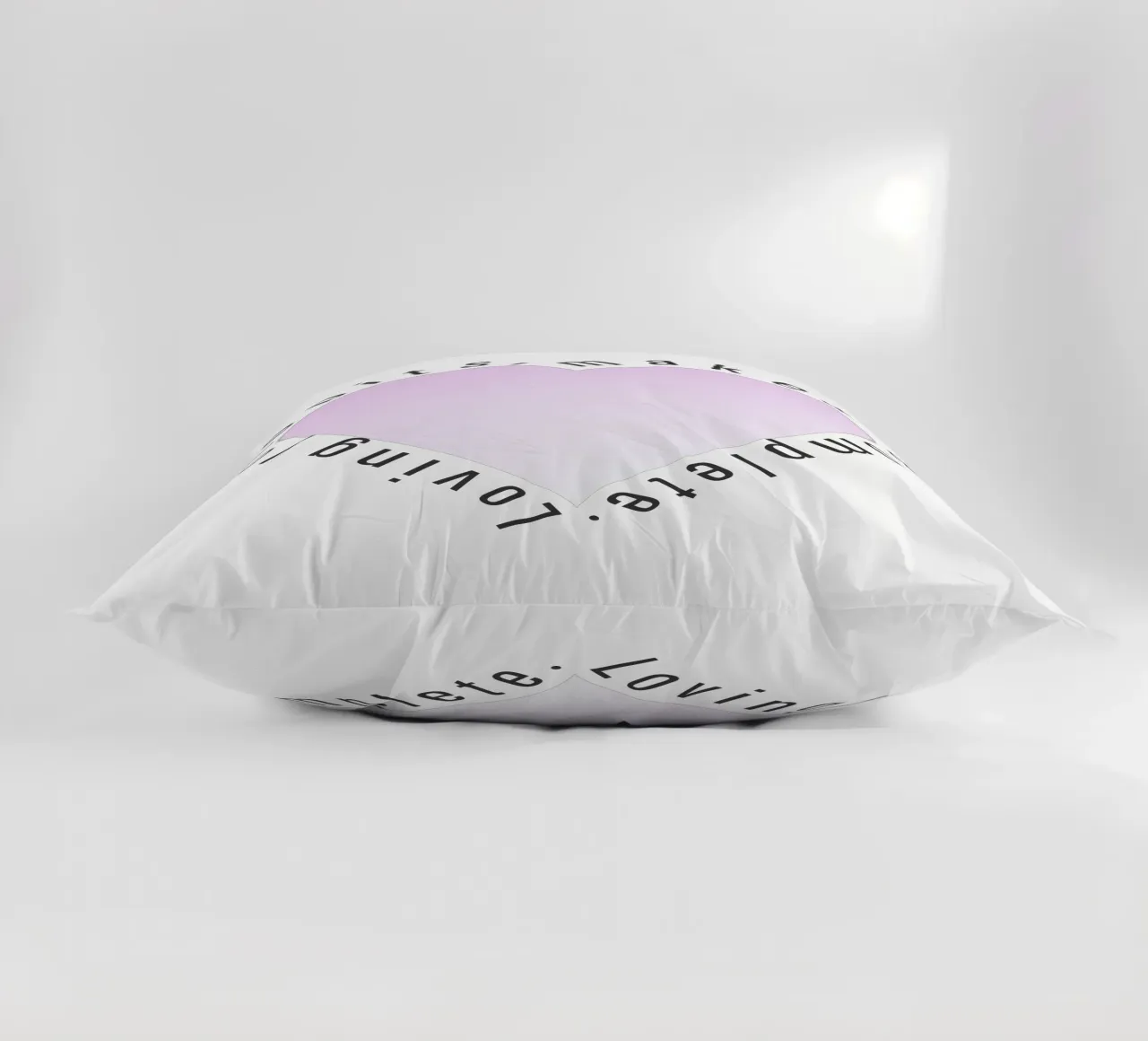 Heartbits 1 cuscino da KHouse Studio