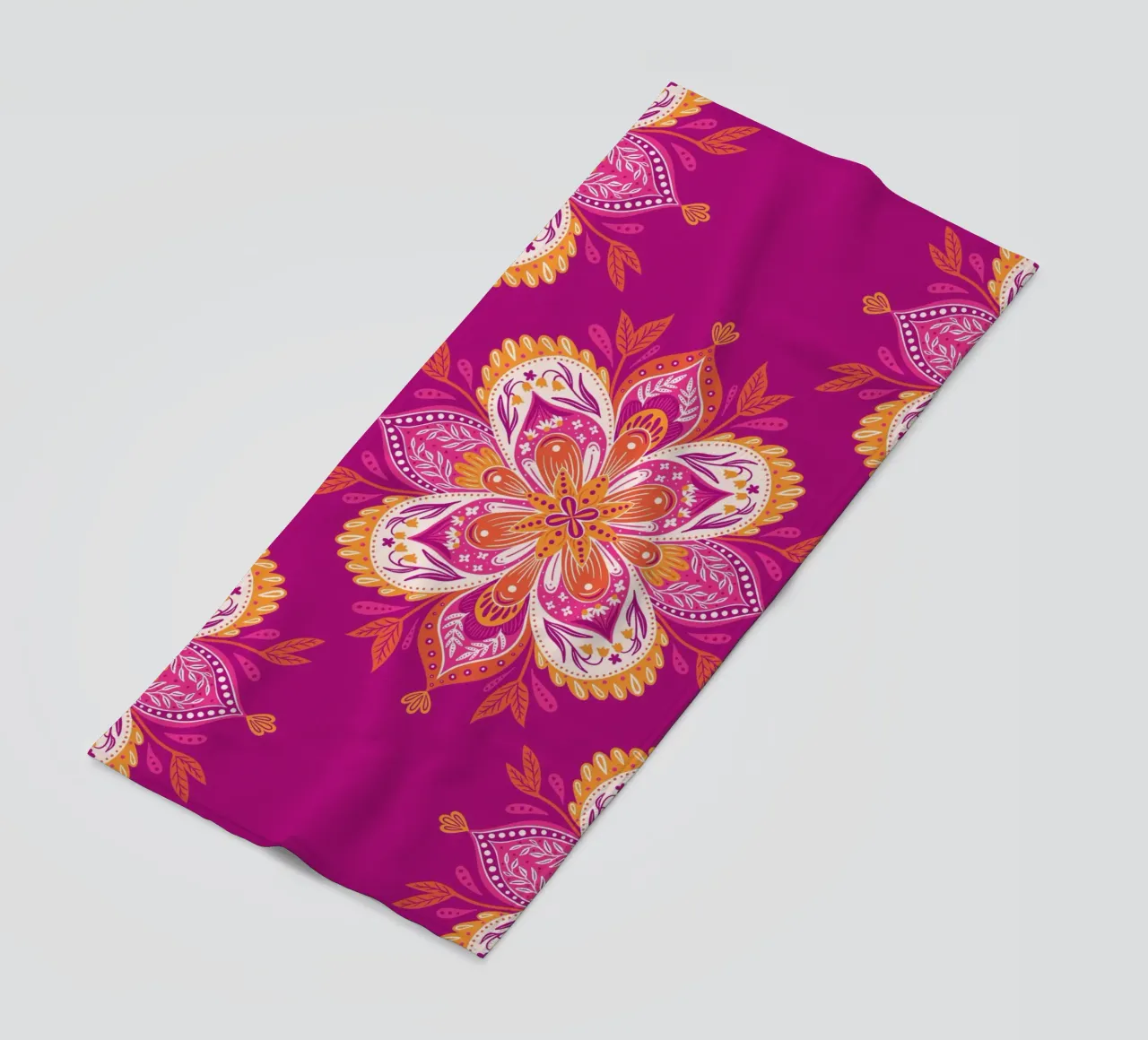pink Mandala telo mare da nicigabrieldesigns