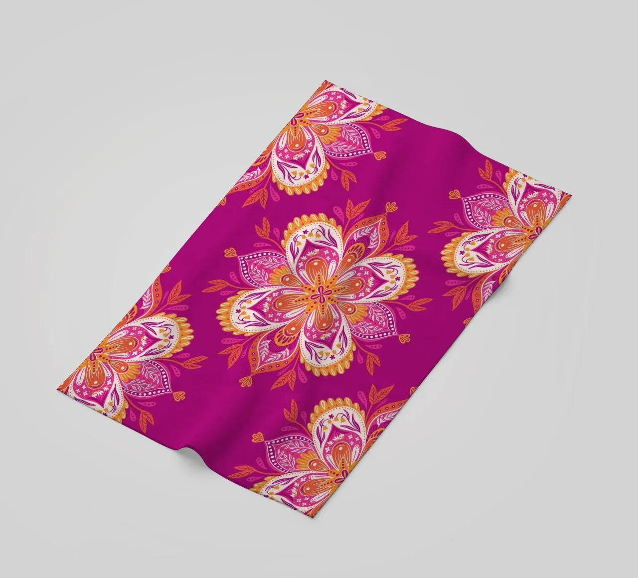 pink Mandala telo mare da nicigabrieldesigns