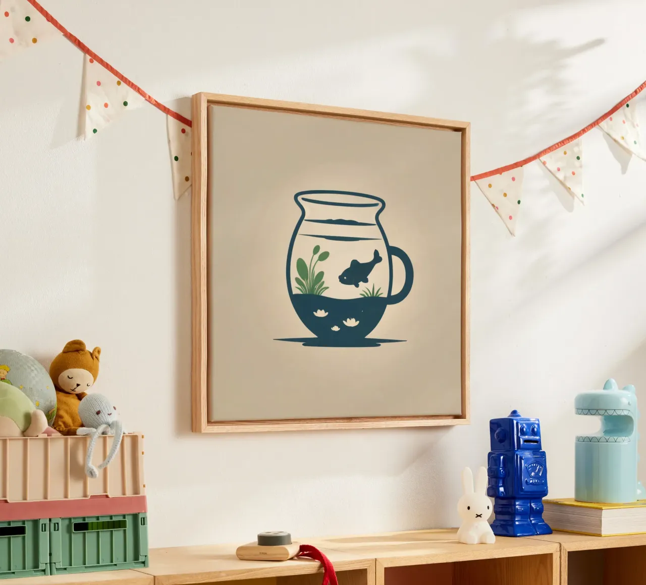 una vasca per pesci con piante acquatiche e un pesce che nuota tela con Cornice a cassetta da DesignDoodle
