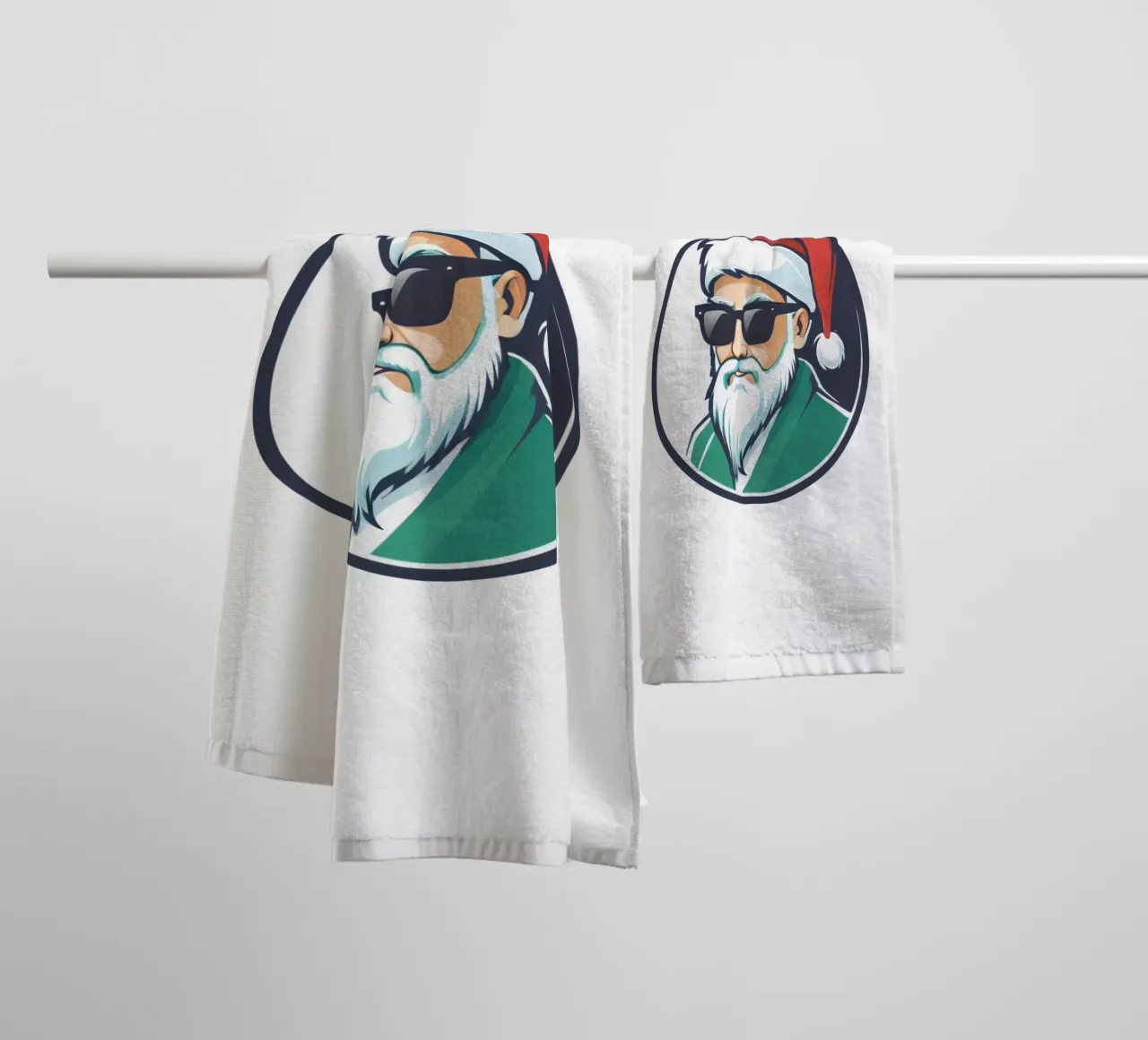 Santa logo design modern look with sunglasses asciugamano da bagno da DesignDoodle