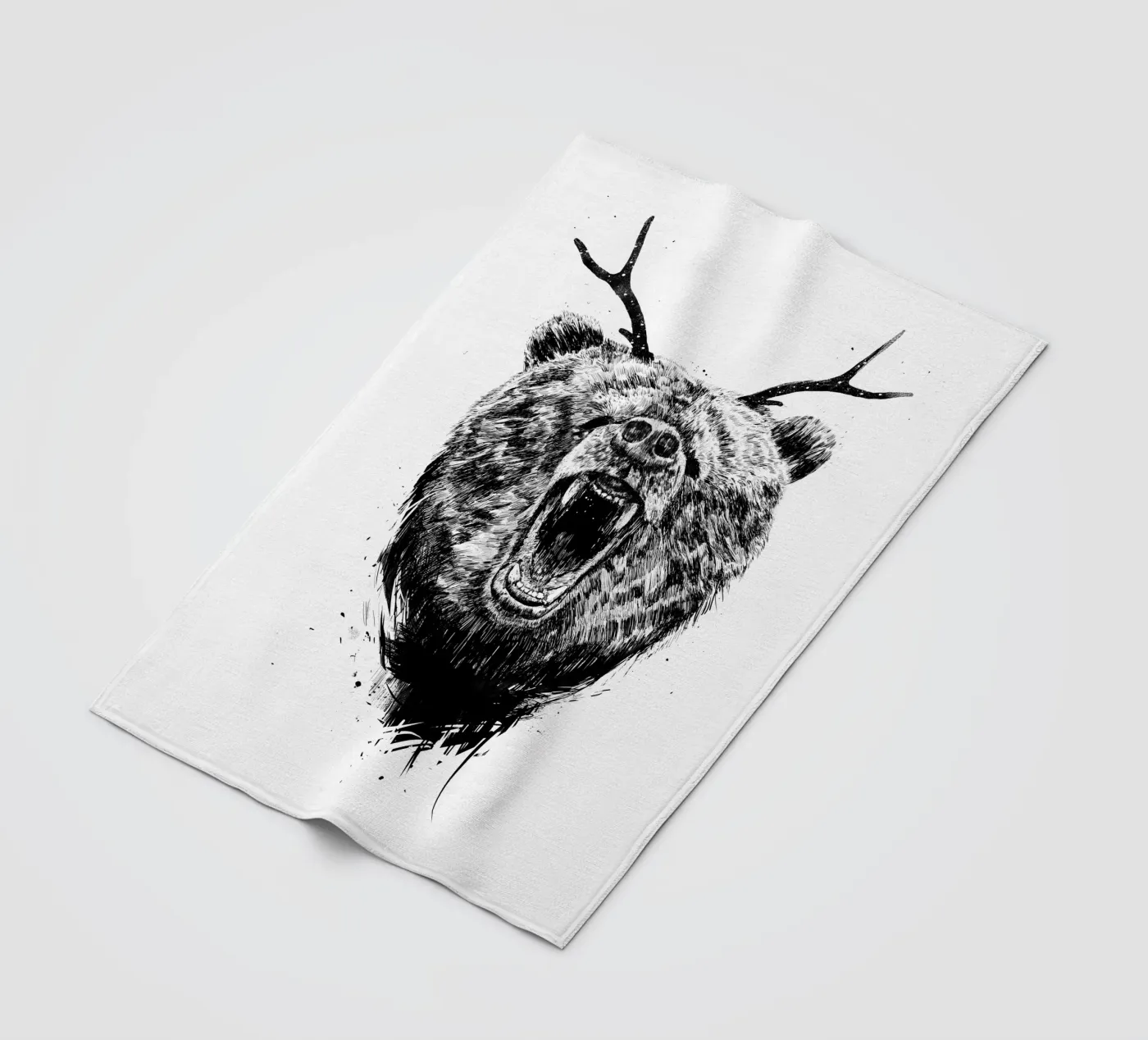 Angry Bear Fleecedecke von Balazs Solti