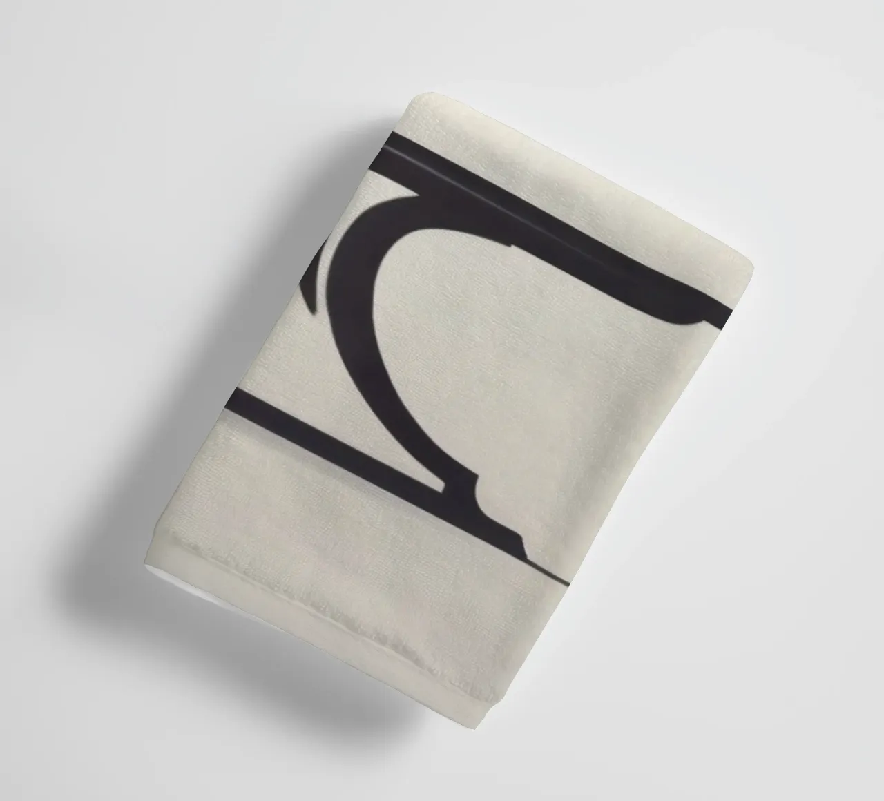 Arbre élégant avec des branches et des feuilles serviette de bain de DesignDoodle