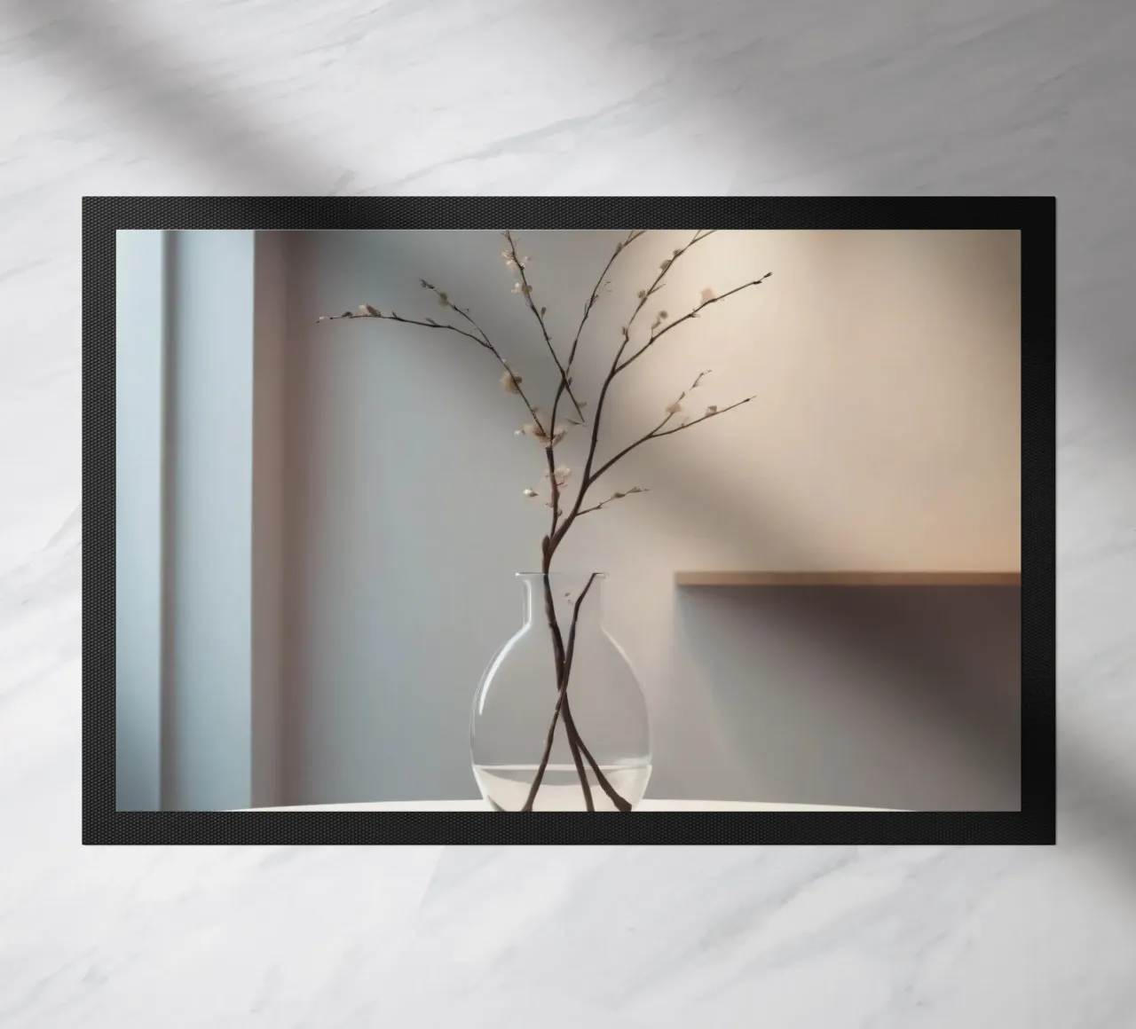 un vaso trasparente con rami delicati disposti zerbino da DesignDoodle