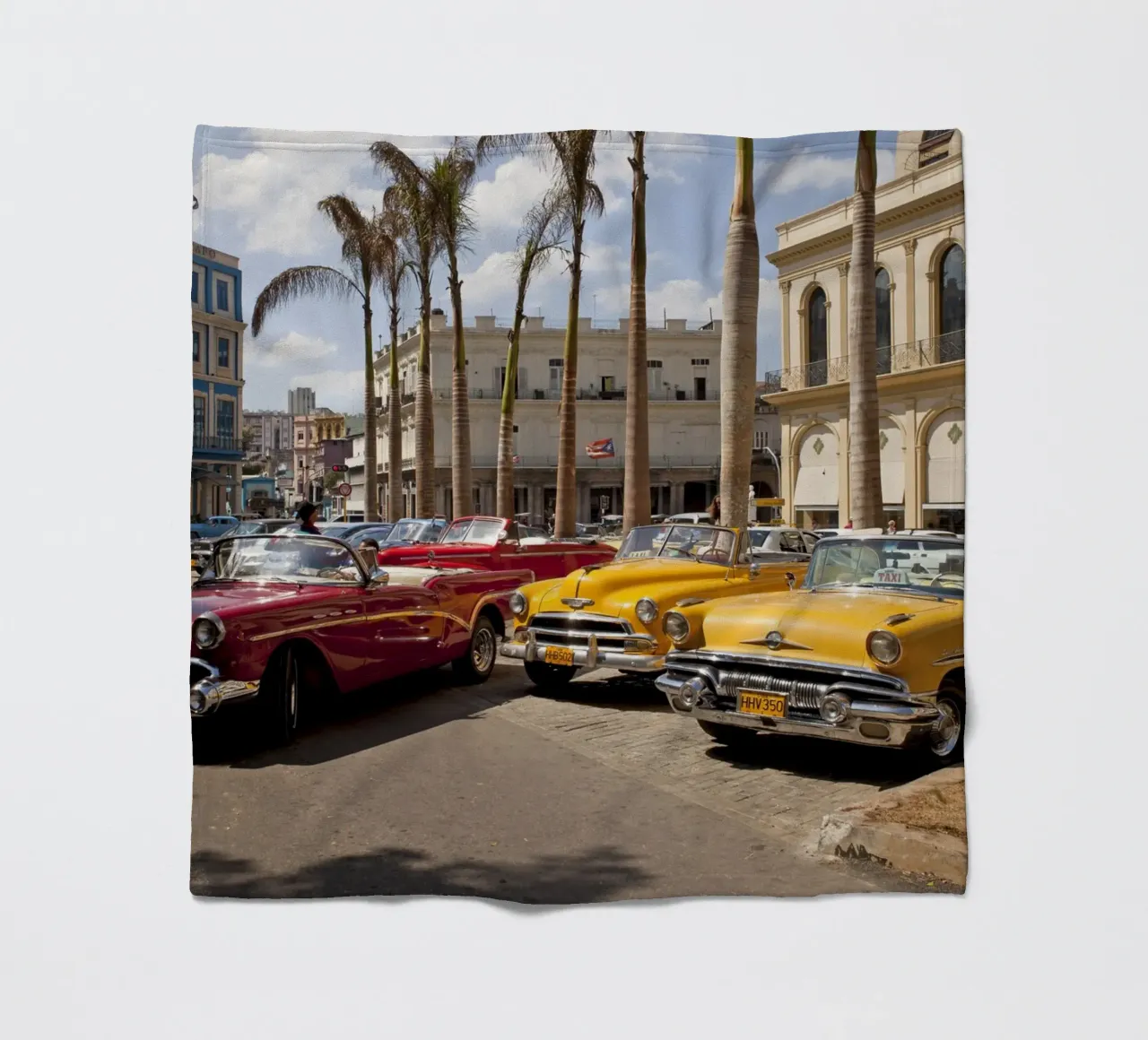 Oldtimer in Havanna coperta in pile da Reisefotografie - Bilder aus aller Welt