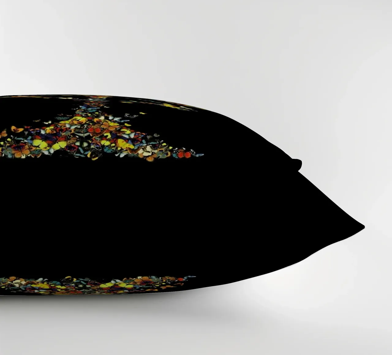 Atomic Butterfly cuscino da Tobe Fonseca