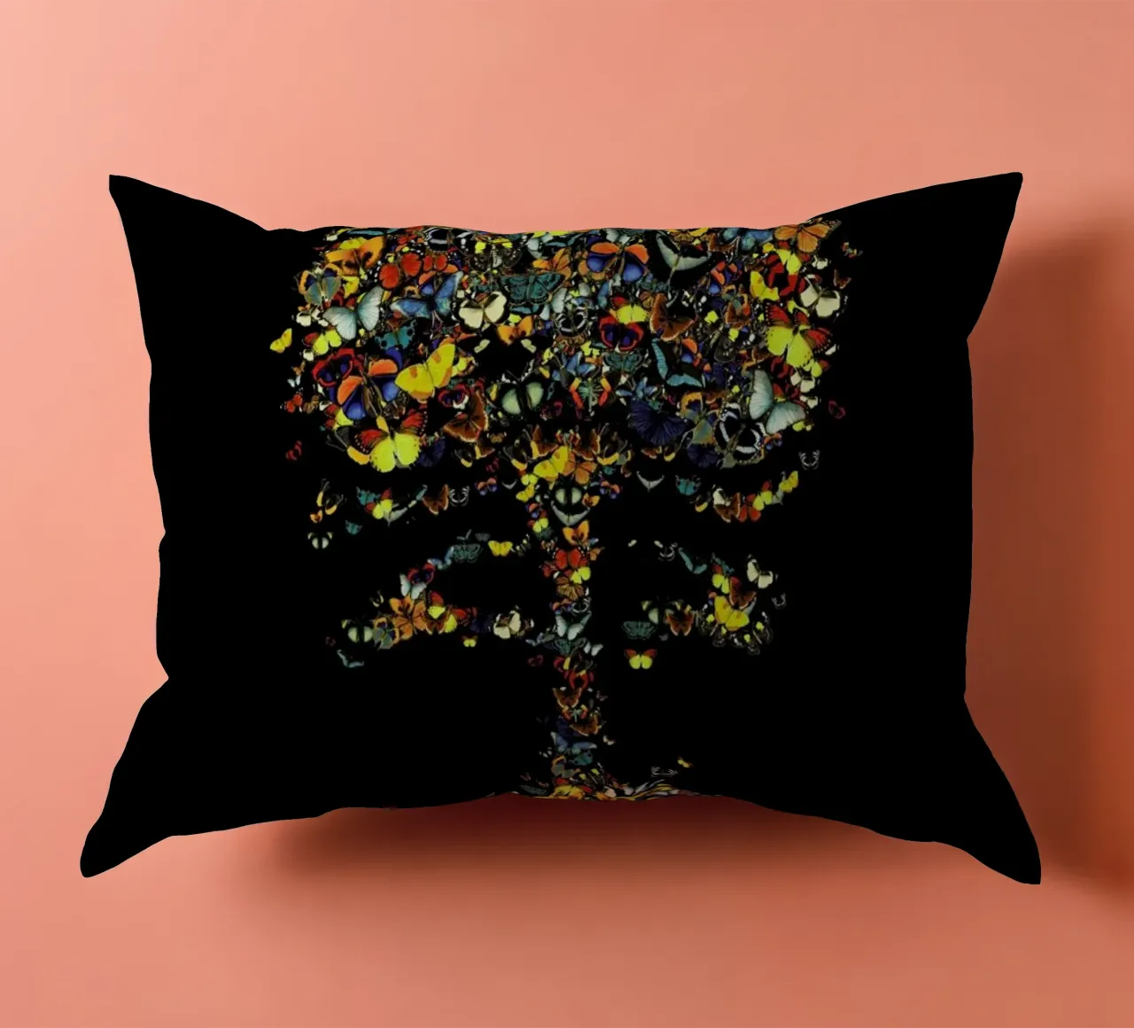 Atomic Butterfly cuscino da Tobe Fonseca