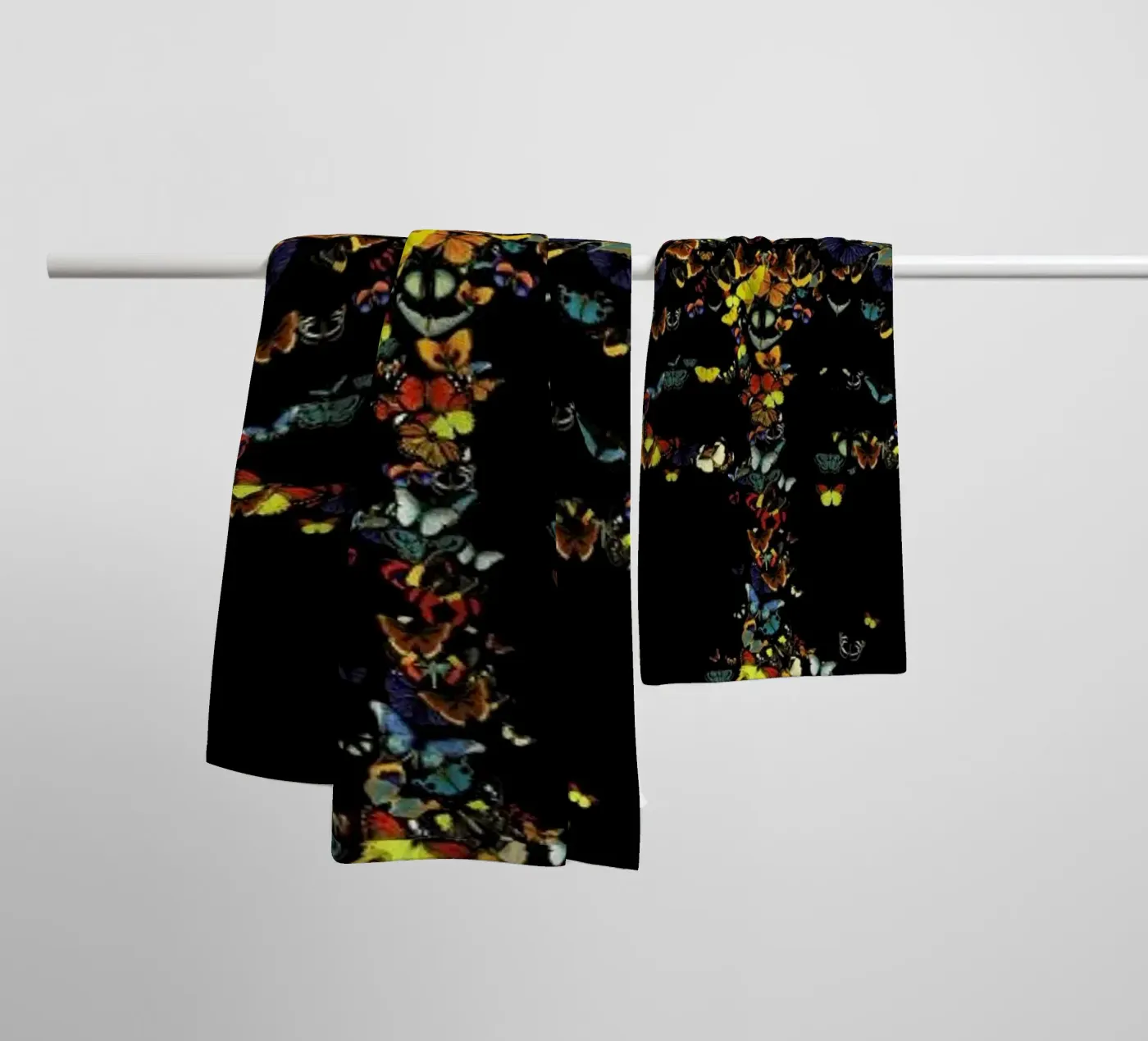 Atomic Butterfly badhanddoek van Tobe Fonseca