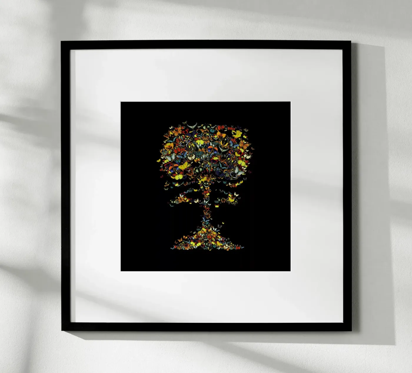 Atomic Butterfly poster van Tobe Fonseca