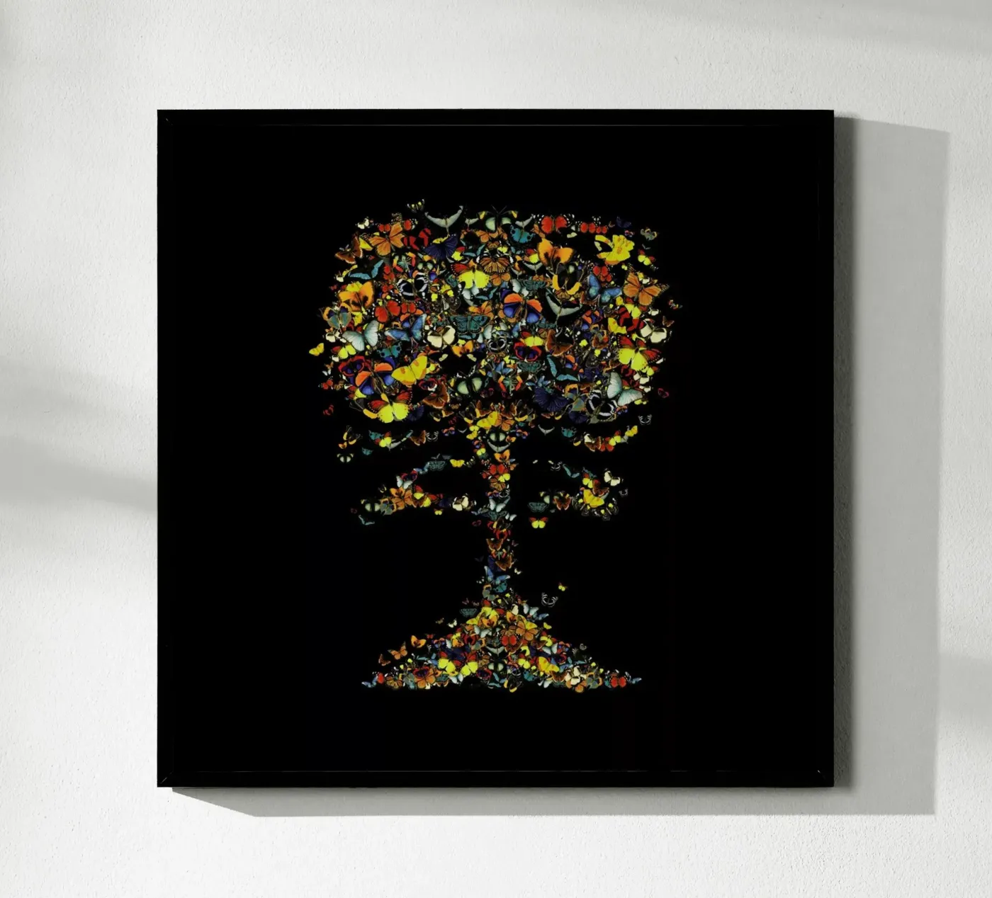 Atomic Butterfly poster da Tobe Fonseca