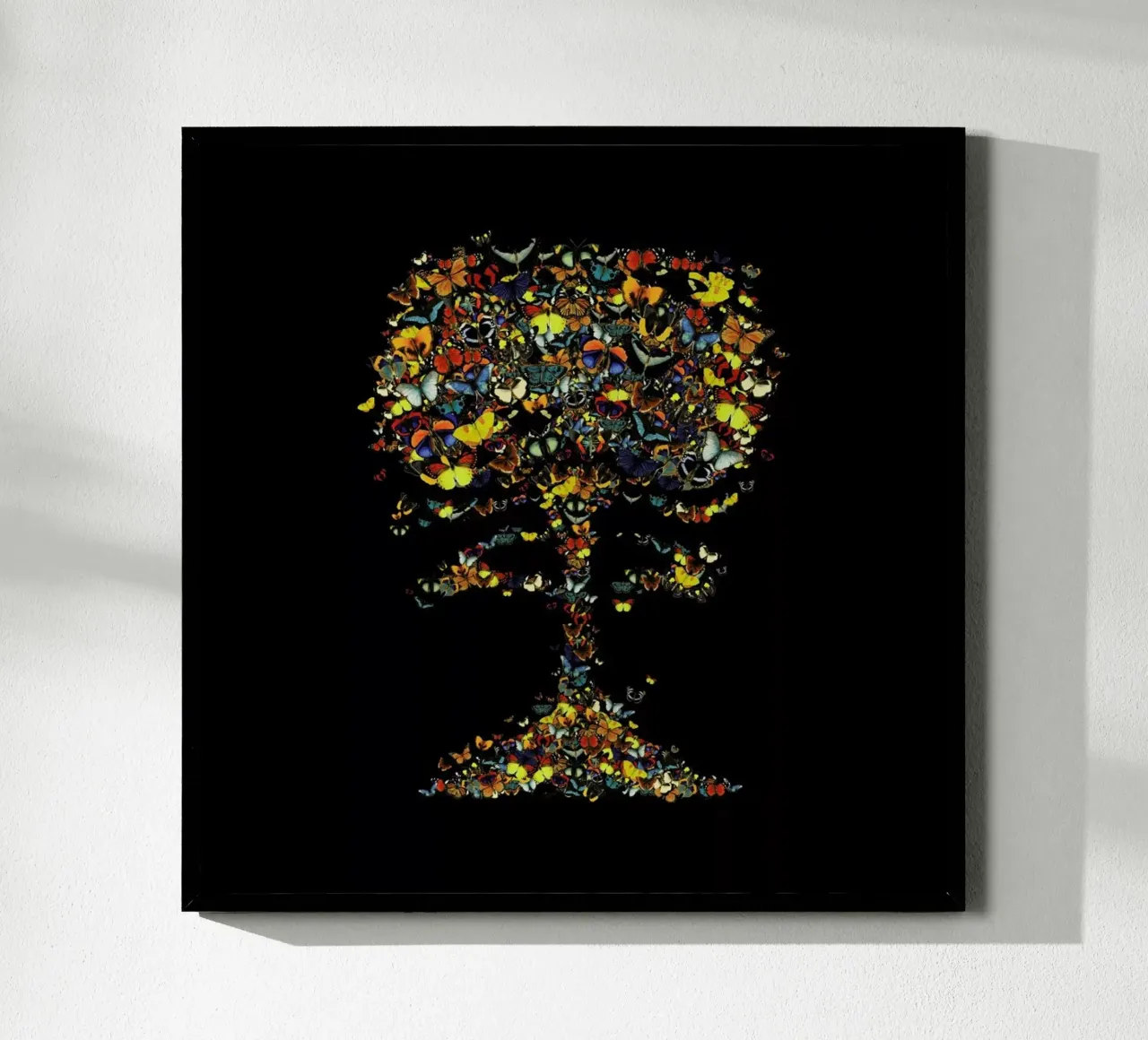 Atomic Butterfly poster da Tobe Fonseca