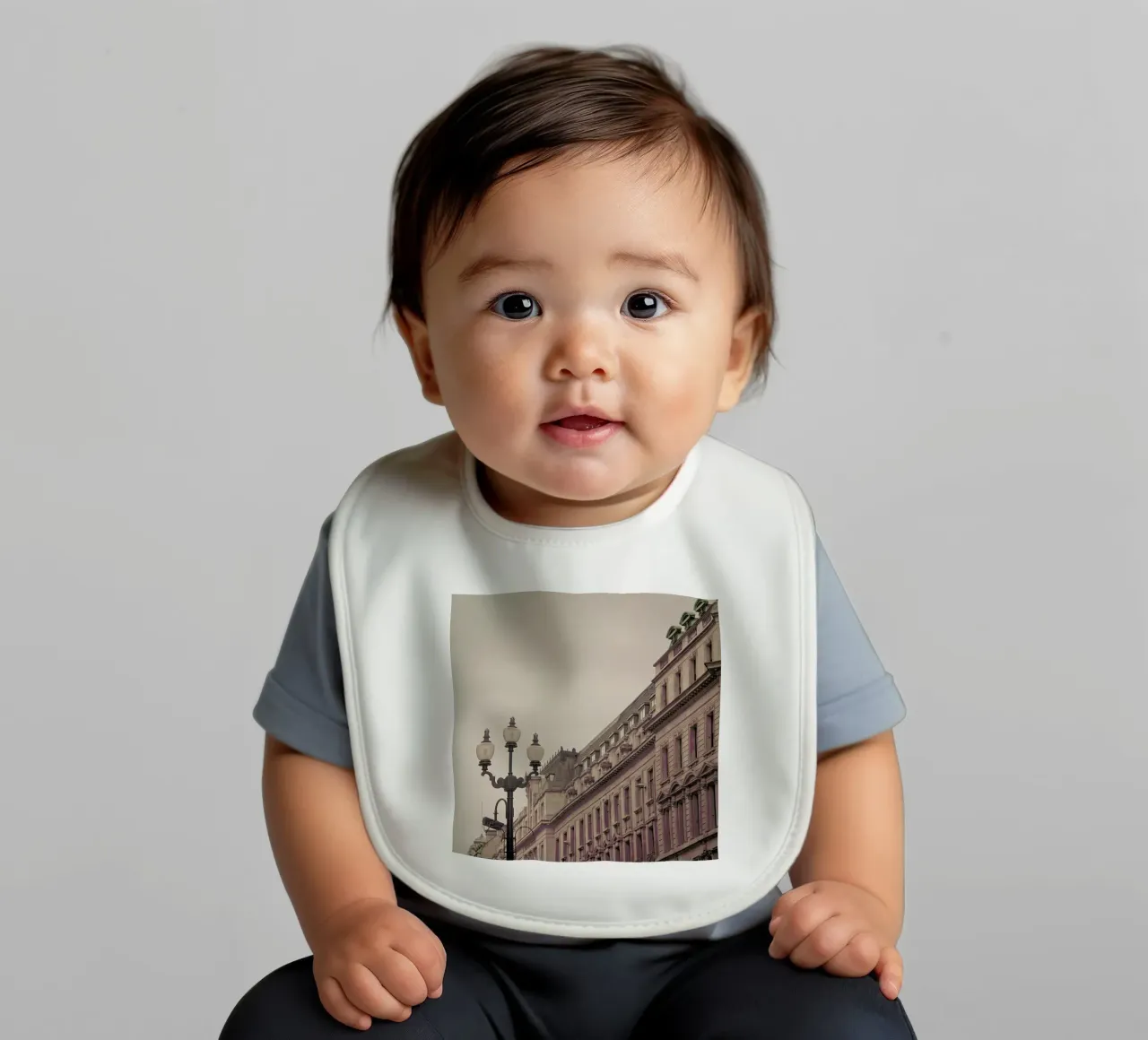 Regent St Square bavaglino da Keri Bevan