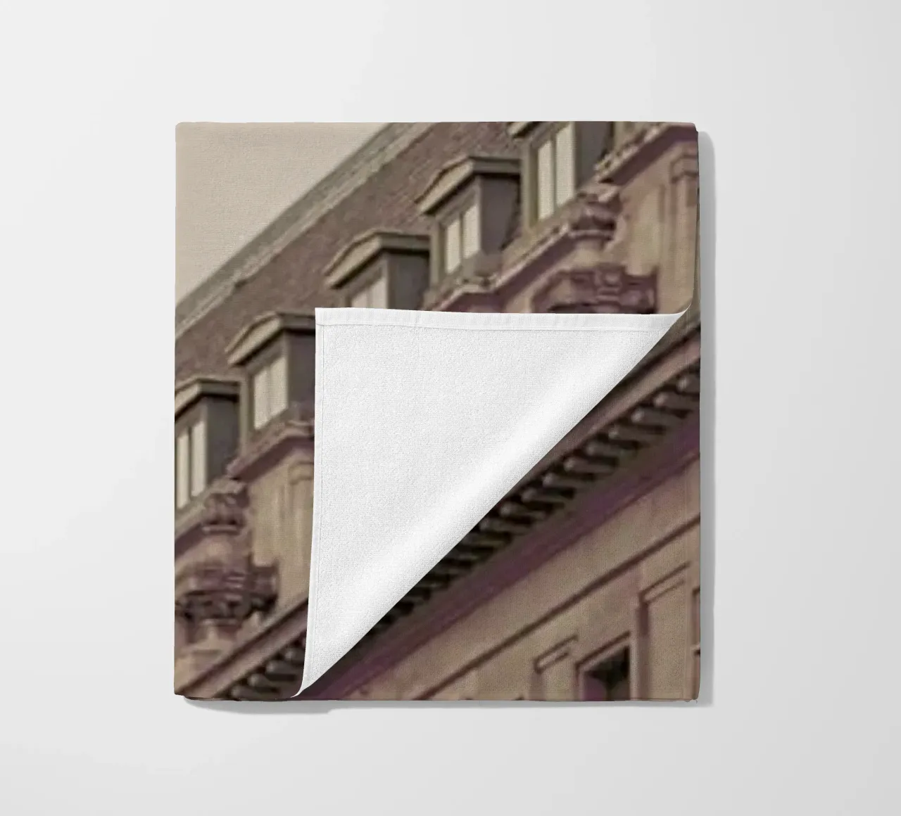 Regent St Square telo mare da Keri Bevan