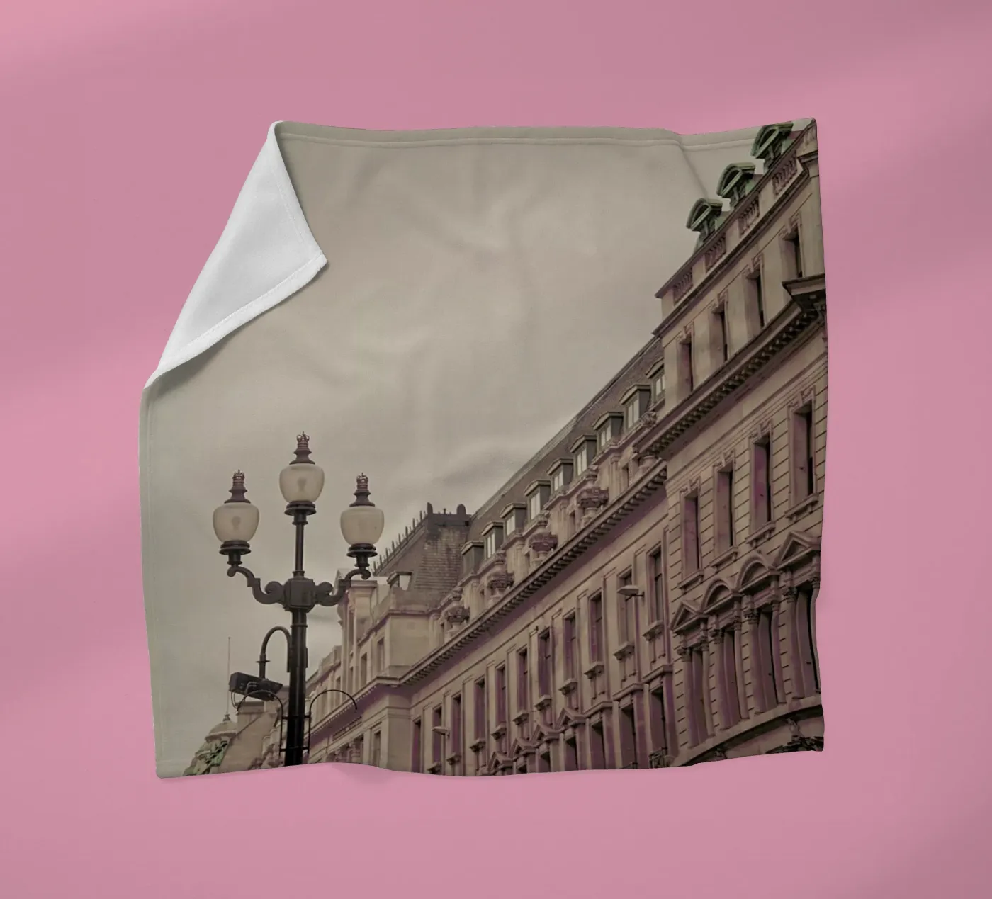 Regent St Square fleecedeken van Keri Bevan