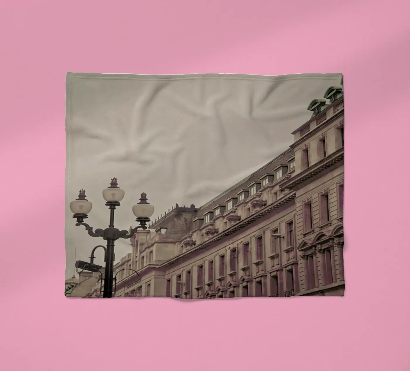 Regent St Square fleecedeken van Keri Bevan