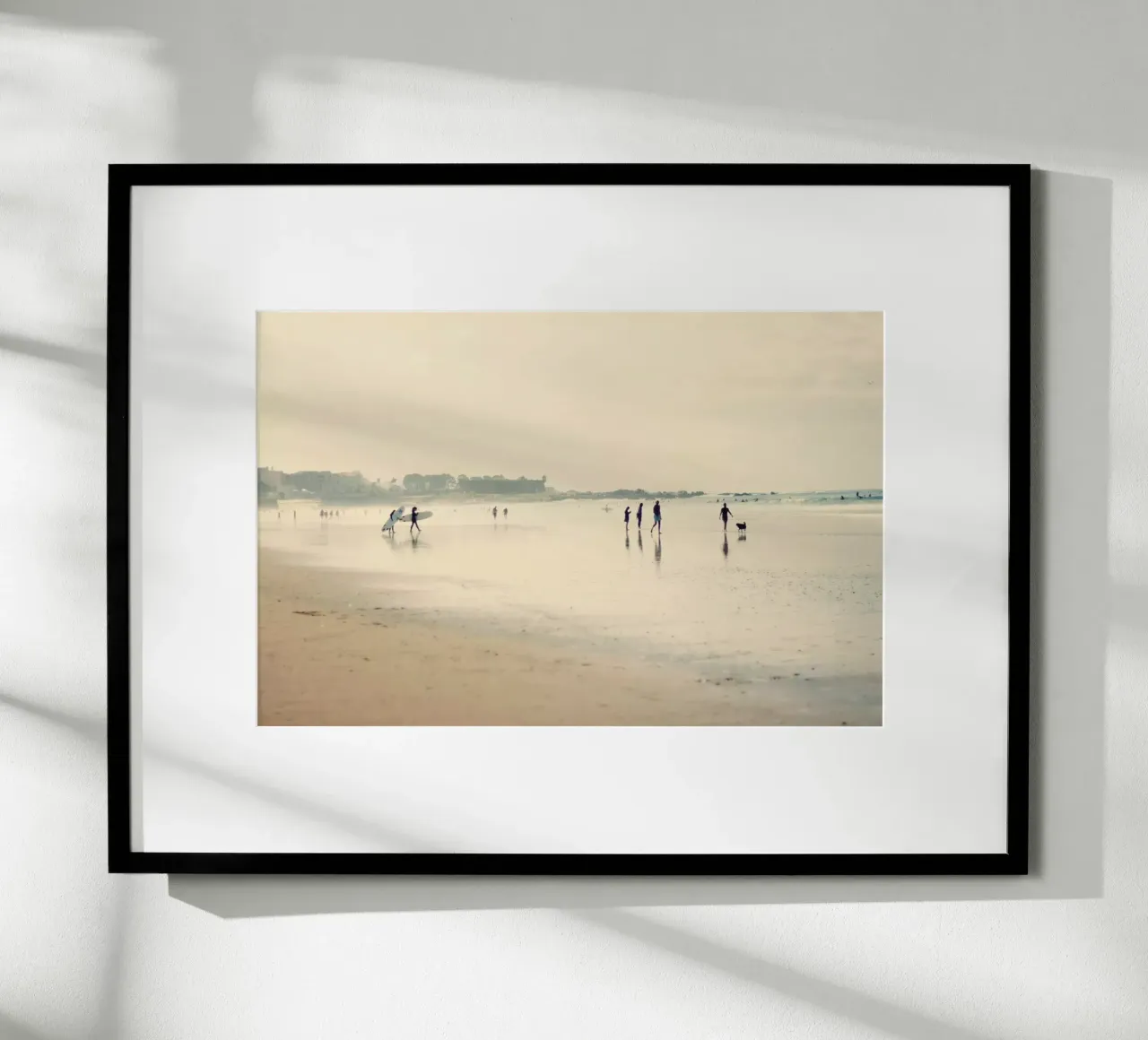Beach Life I poster con telaio in plastica da Ingrid Beddoes