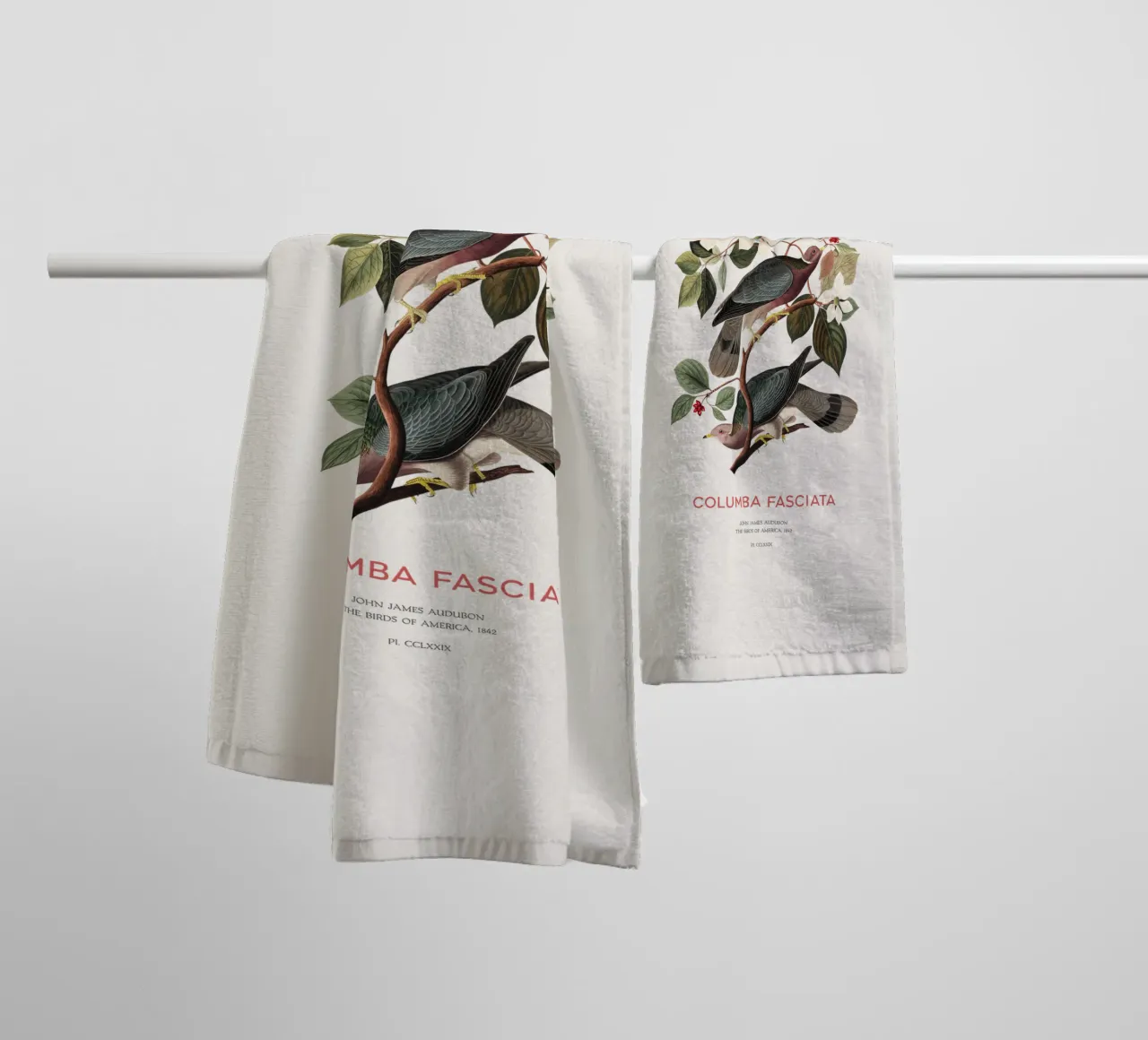 Piccione dalla coda a nastro o Columba fasciata asciugamano da bagno da Vintagrafica