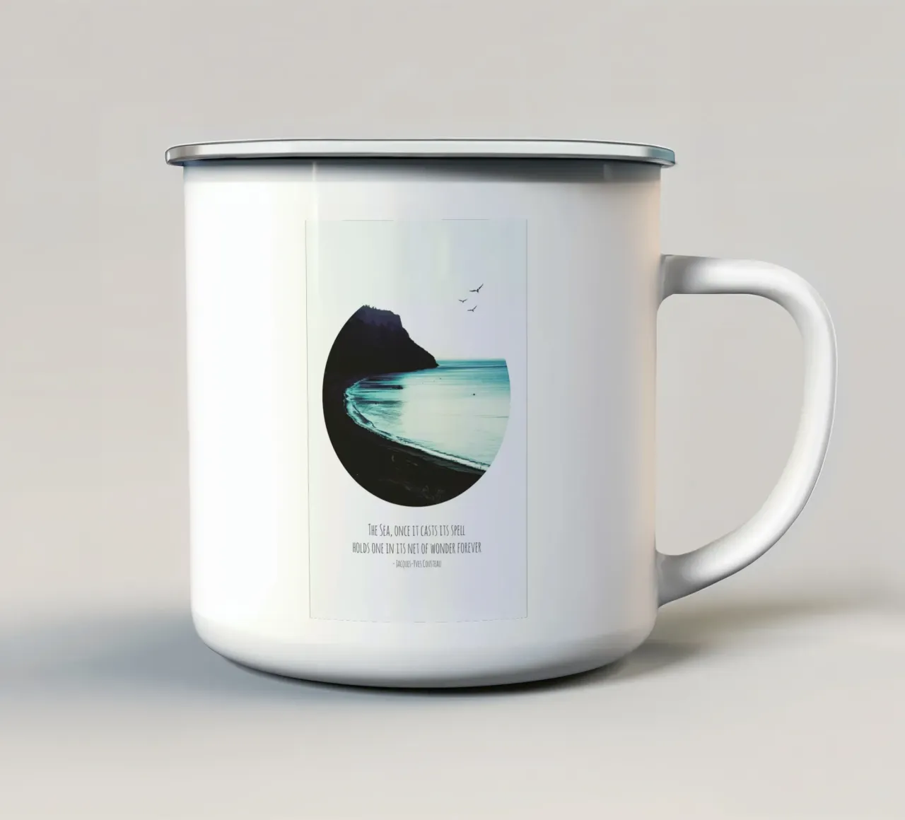 The Sea tazza in smalto da Ingrid Beddoes