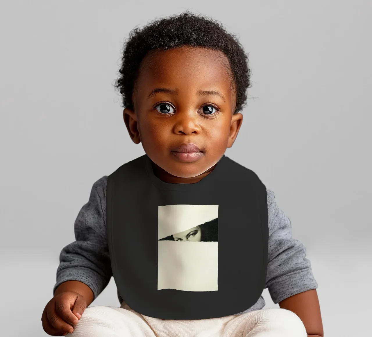 Hideaway baby slabbetje van Cassia Beck Collage