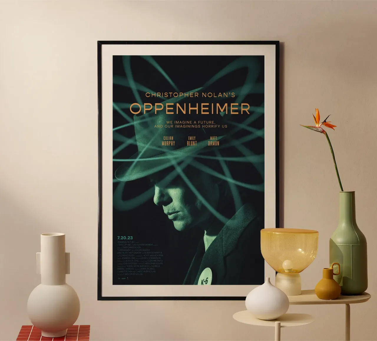 Oppenheimer Father of Atomic Bomb poster con telaio in alluminio da Attaboy Dsgn