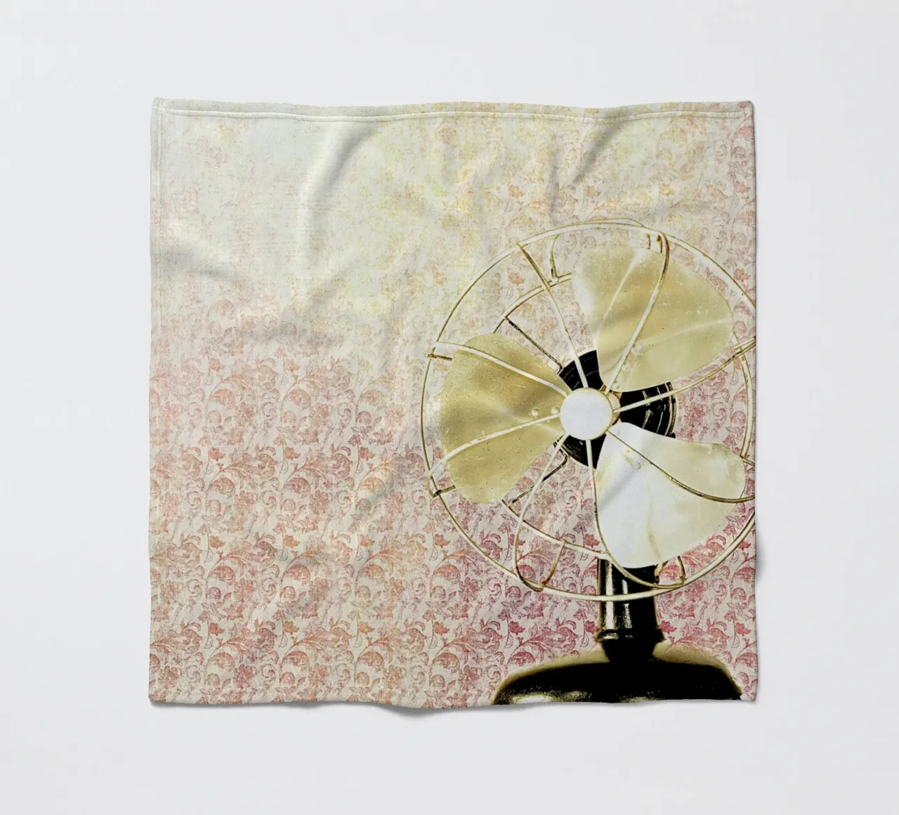 Retro Fan coperta in pile da Keri Bevan