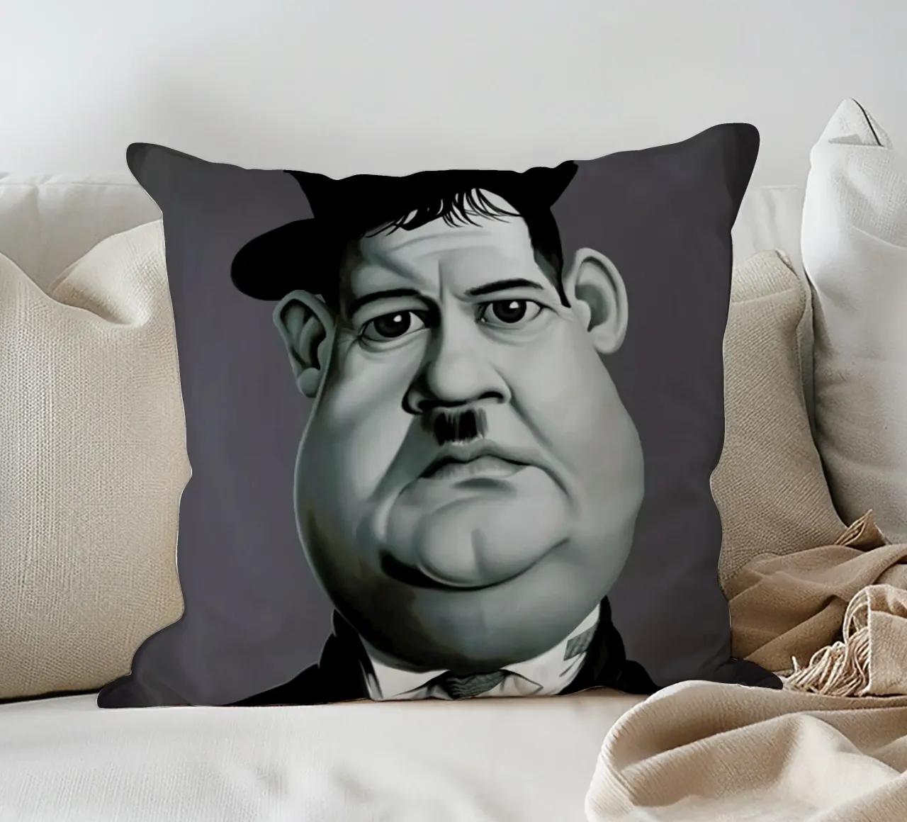 Oliver Hardy cuscino da Rob Art | Illustration