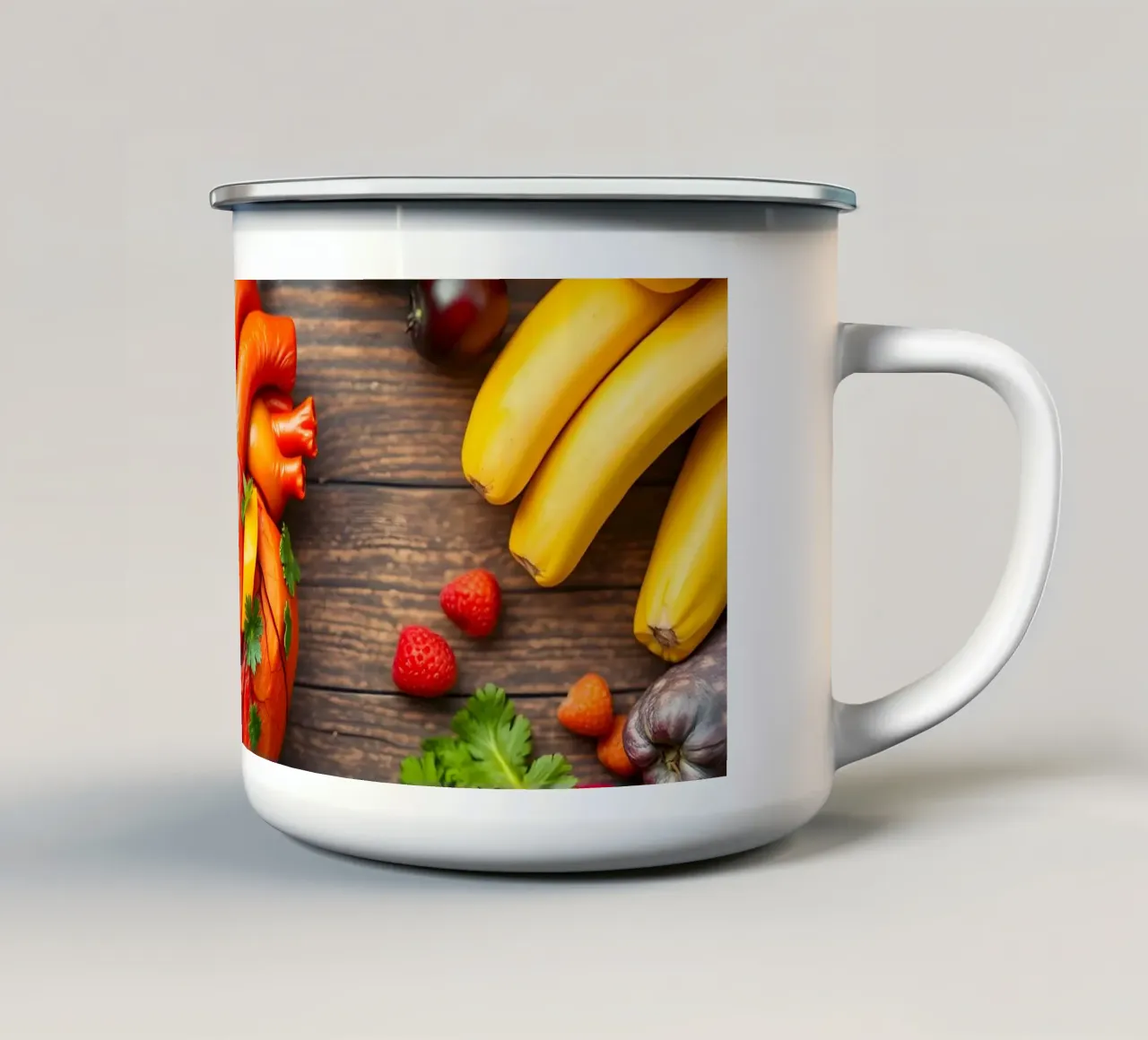 frutta e verdura fresca a forma di cuore tazza in smalto da DesignDoodle