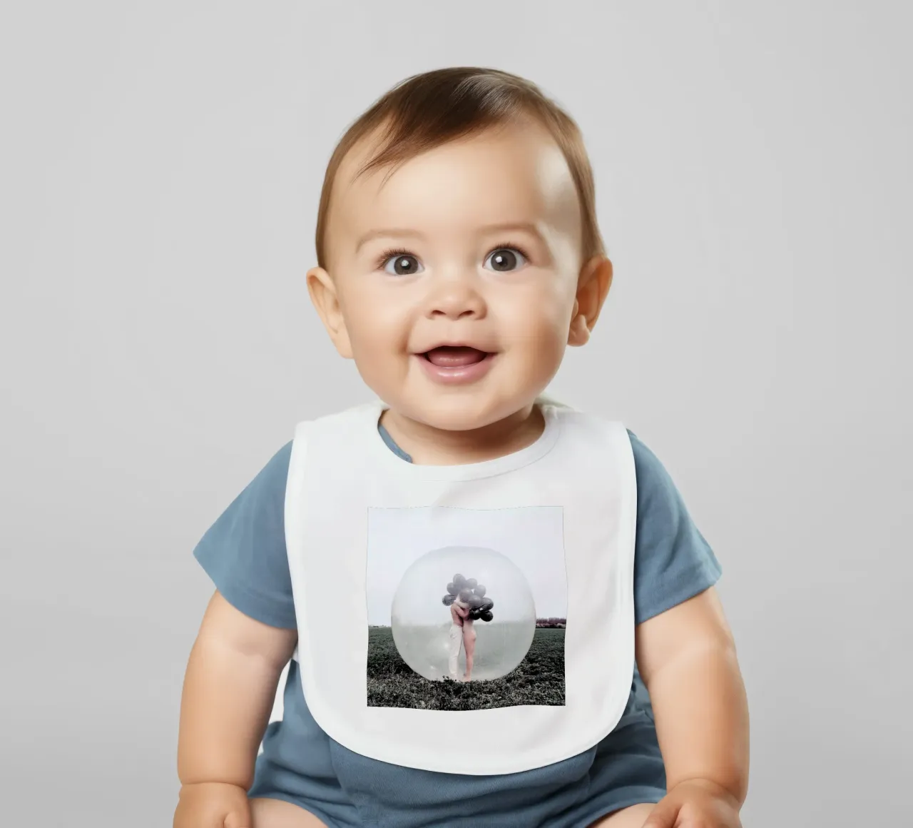 So Close But Yet So Far bavaglino da Jovana Rikalo